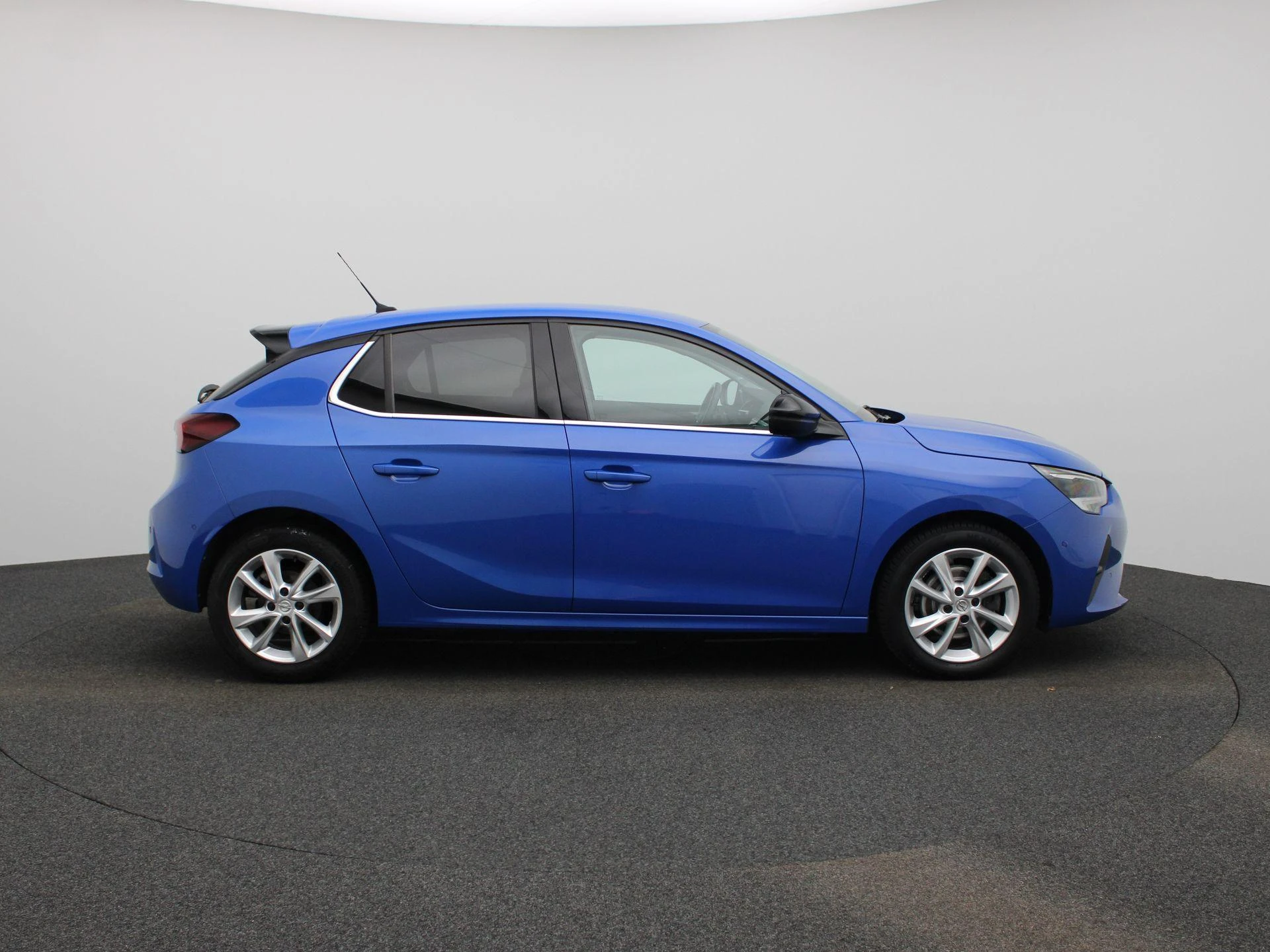 Opel-Corsa-image-6