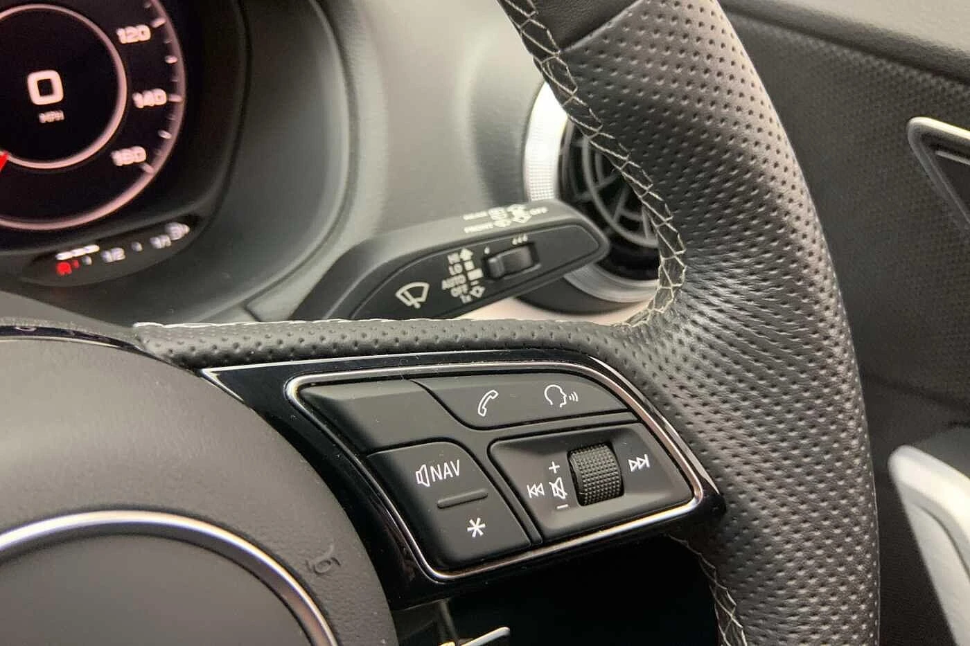 Audi-Q2-image-22