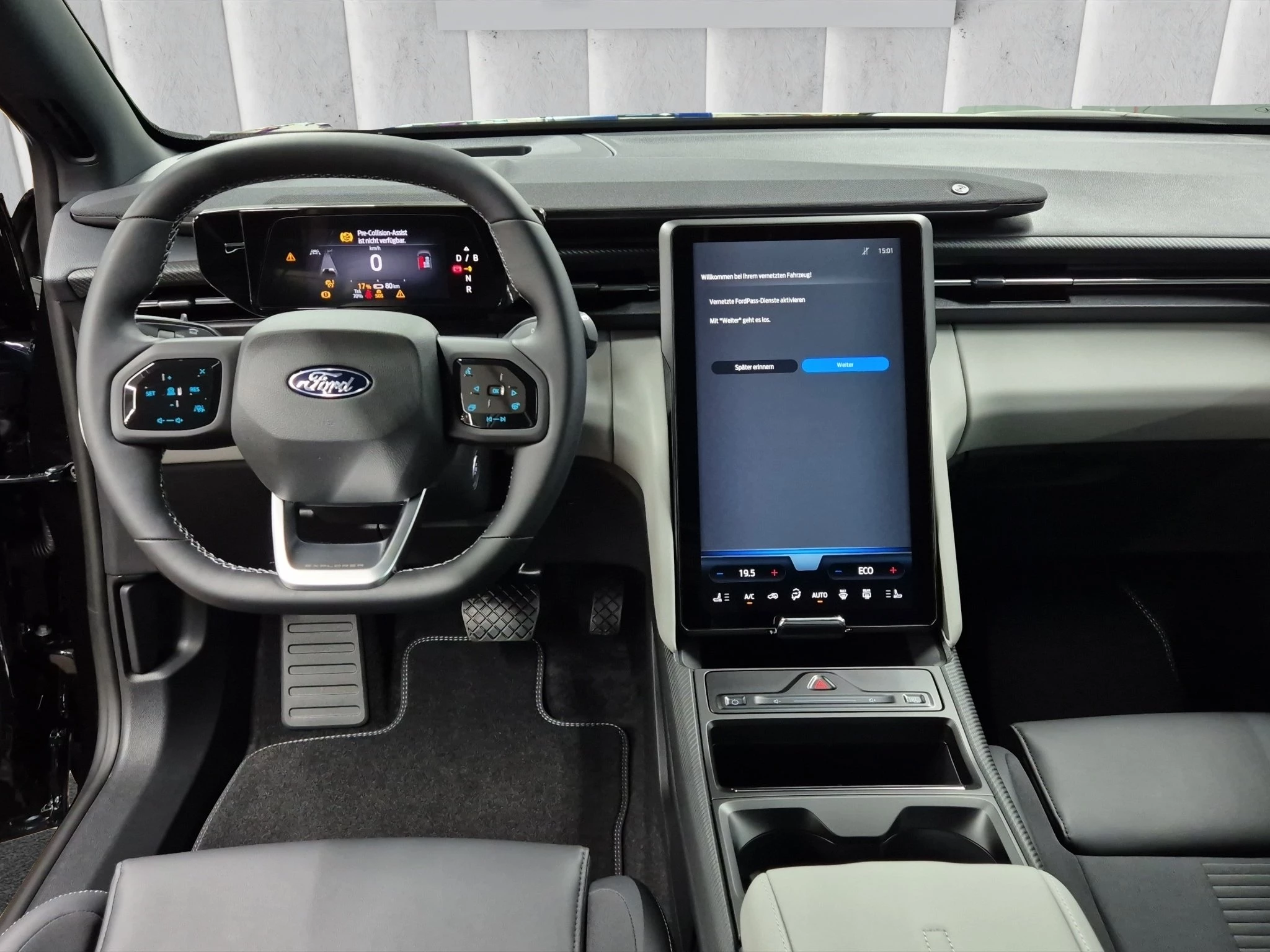 Ford Explorer BEV Premium SUV 77 kWh Elektromotor. 1-Gang-Automatik-Getriebe. Heckantrieb