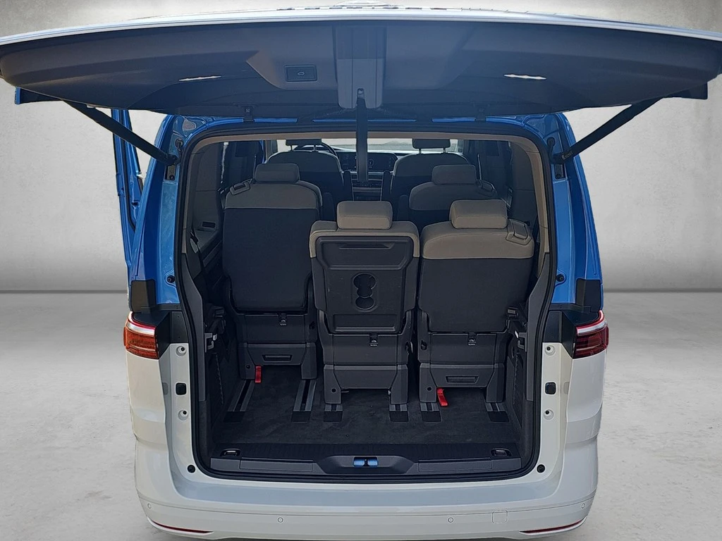 Volkswagen-Multivan-image-4