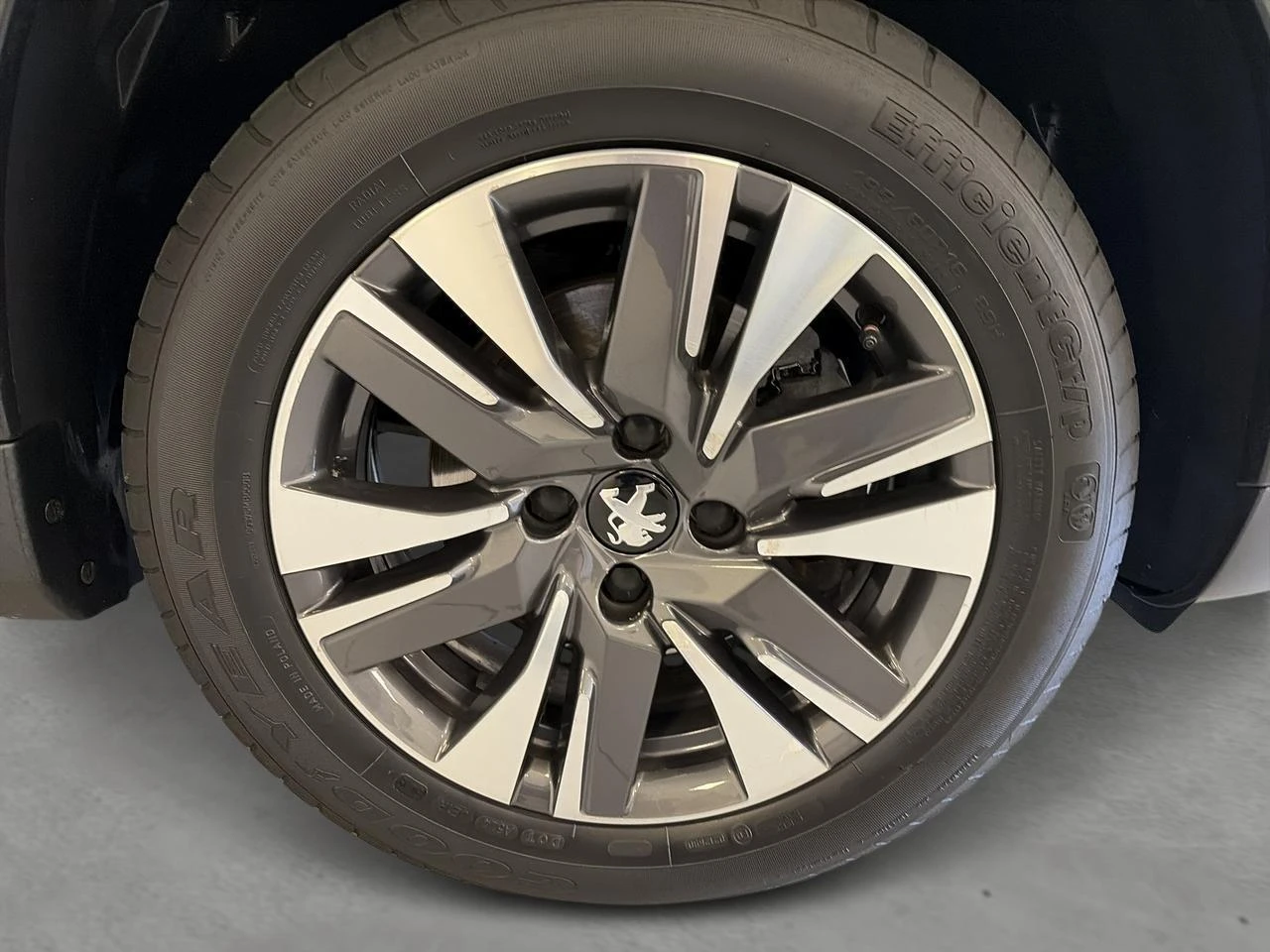 Peugeot-2008-image-5