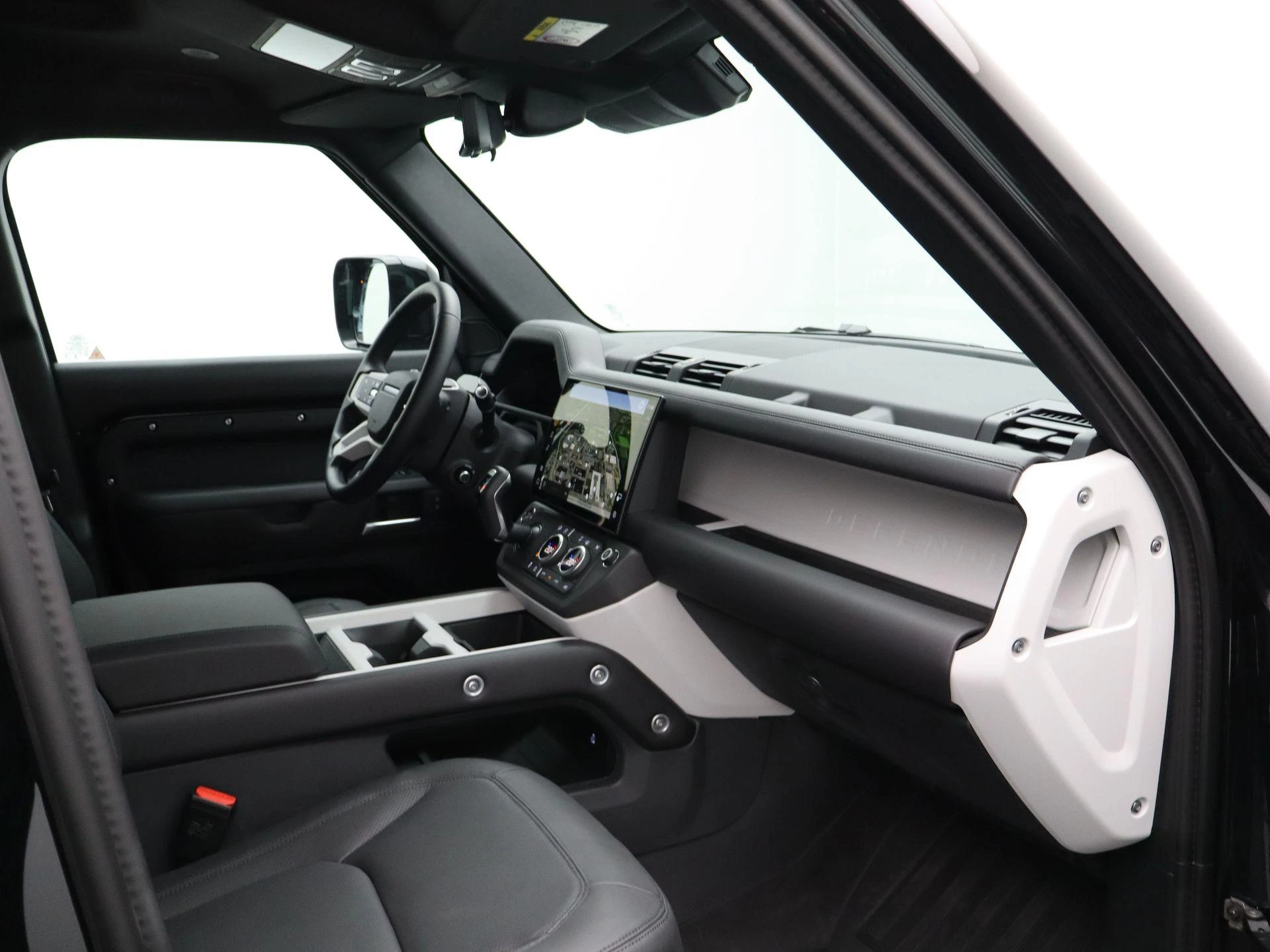 Land Rover Defender 110 2.0 P300e 110 X-Dynamic HSE