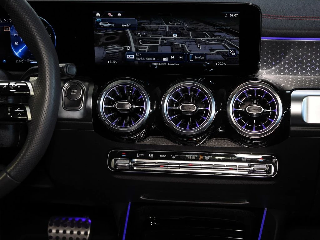 Mercedes-Benz-EQB 250+-image-10