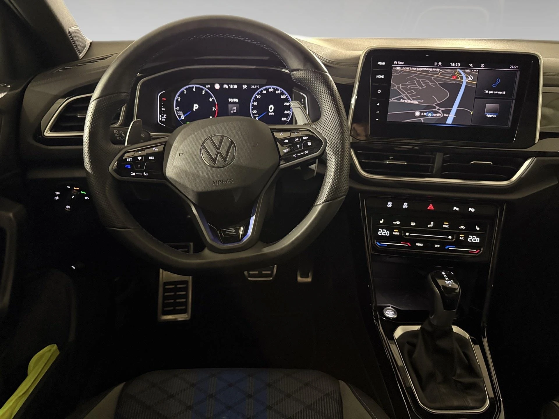 Volkswagen-T-Roc-image-4