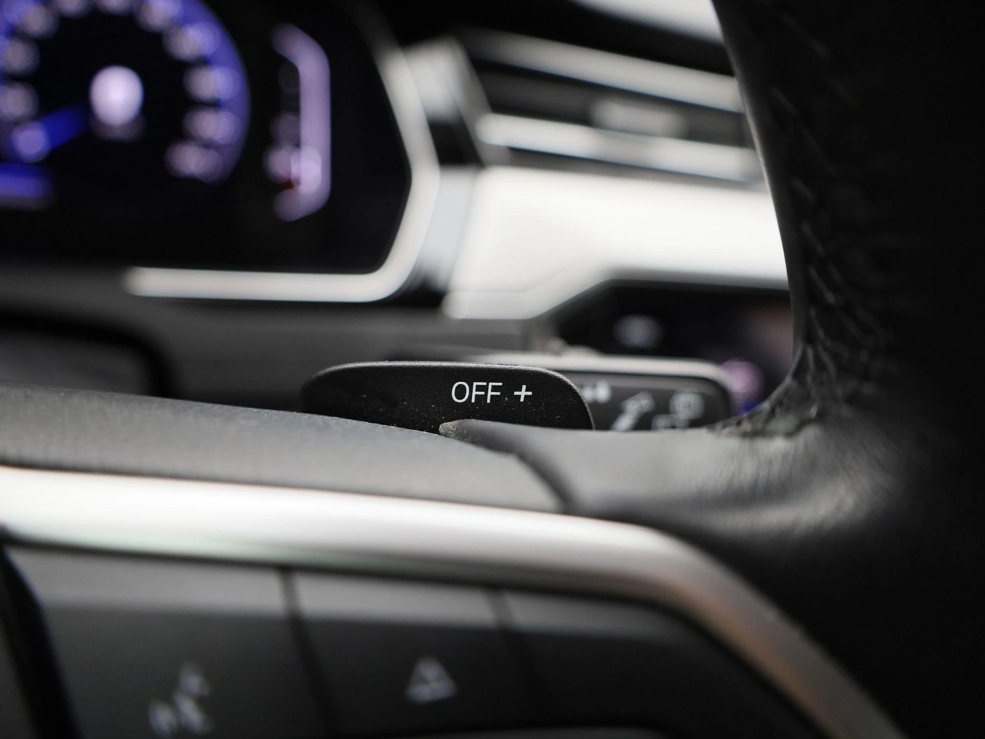 Volkswagen-Passat-image-20