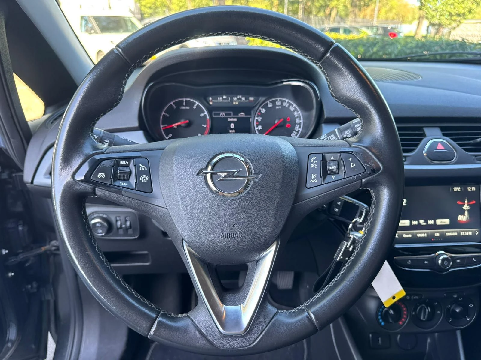 Opel-Corsa-image-3