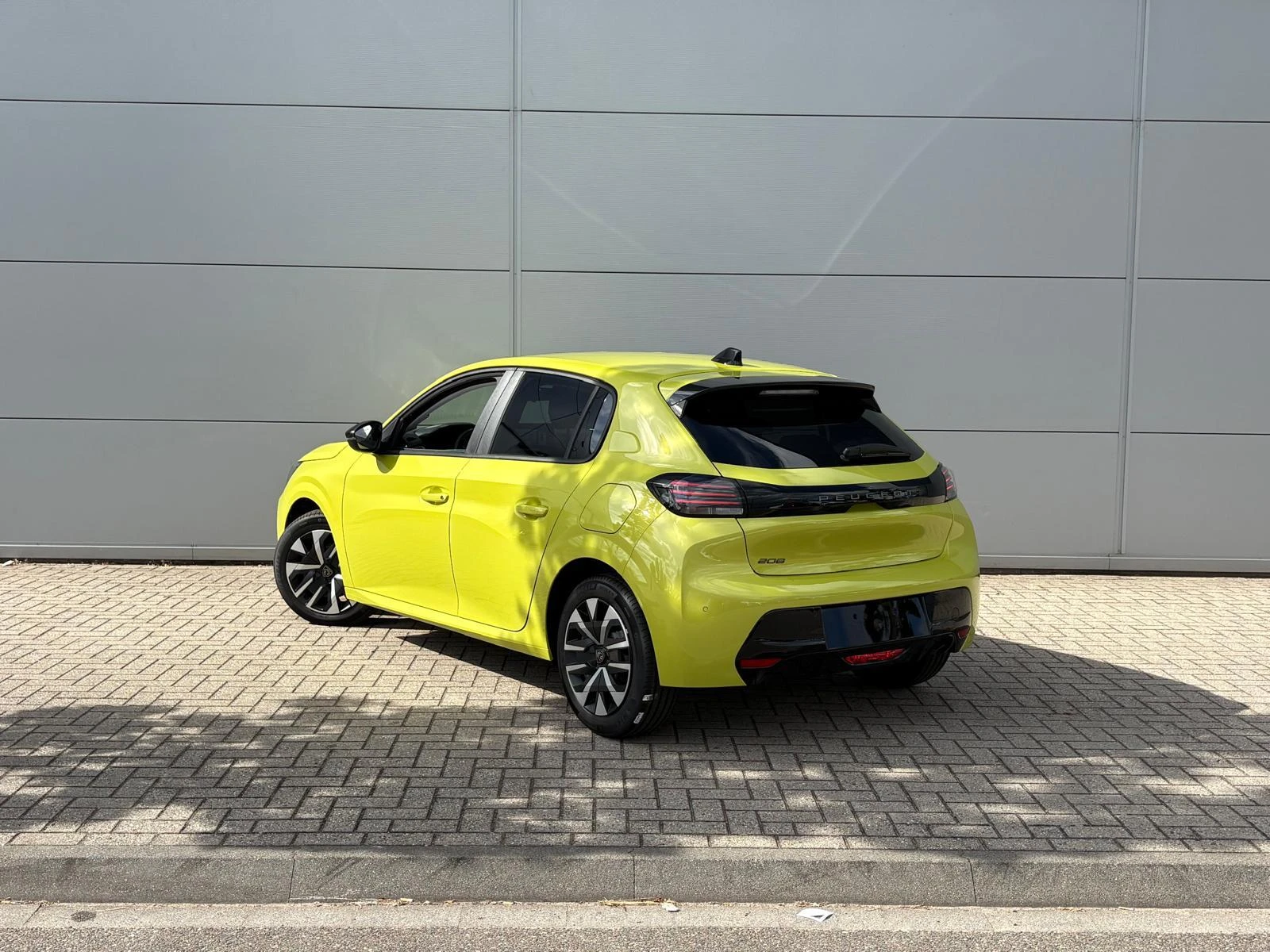 Peugeot-208-image-3