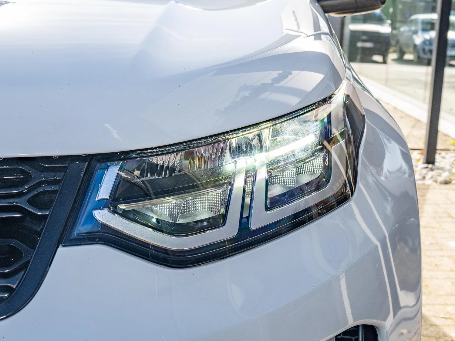 Land Rover-Discovery Sport-image-10