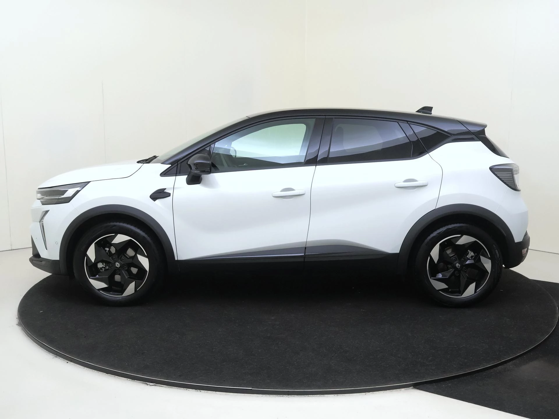Renault-Captur-image-10