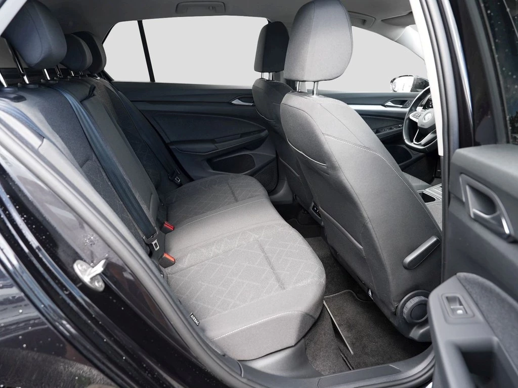 Volkswagen Golf VIII 1.5 TSI Life Navi/LED/ShZ
