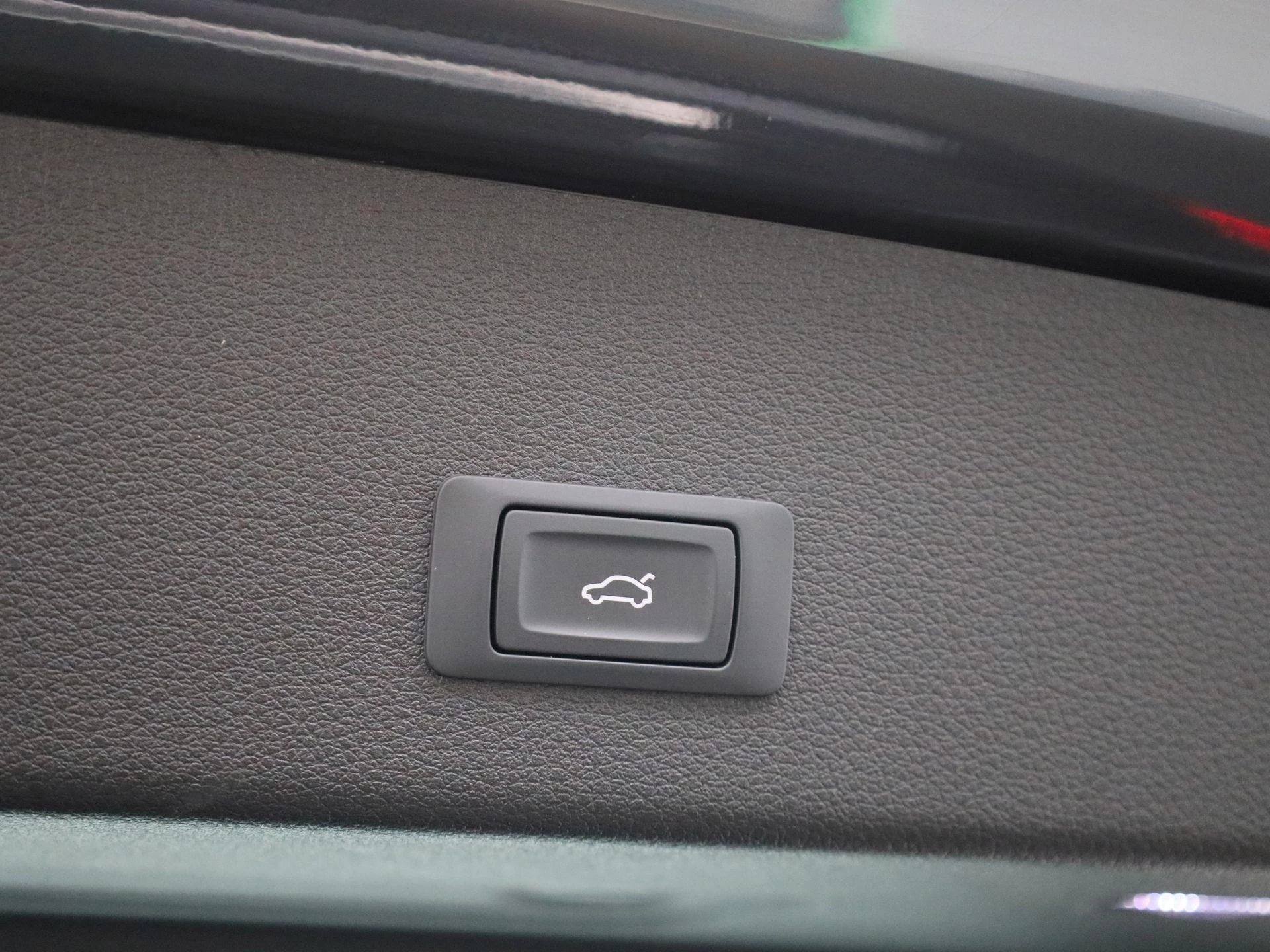 Audi-e-tron-image-14