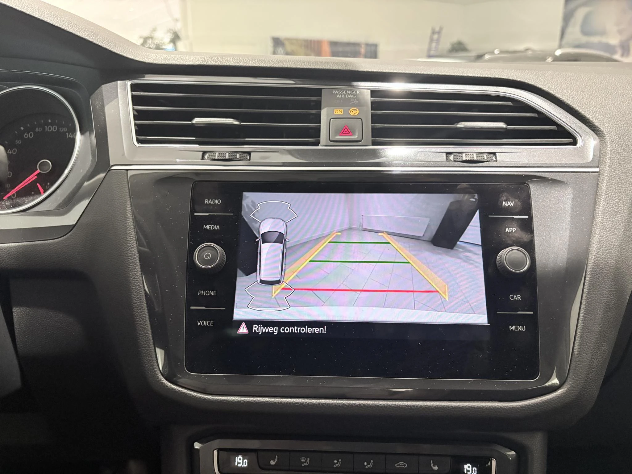 Volkswagen-Tiguan Allspace-image-24