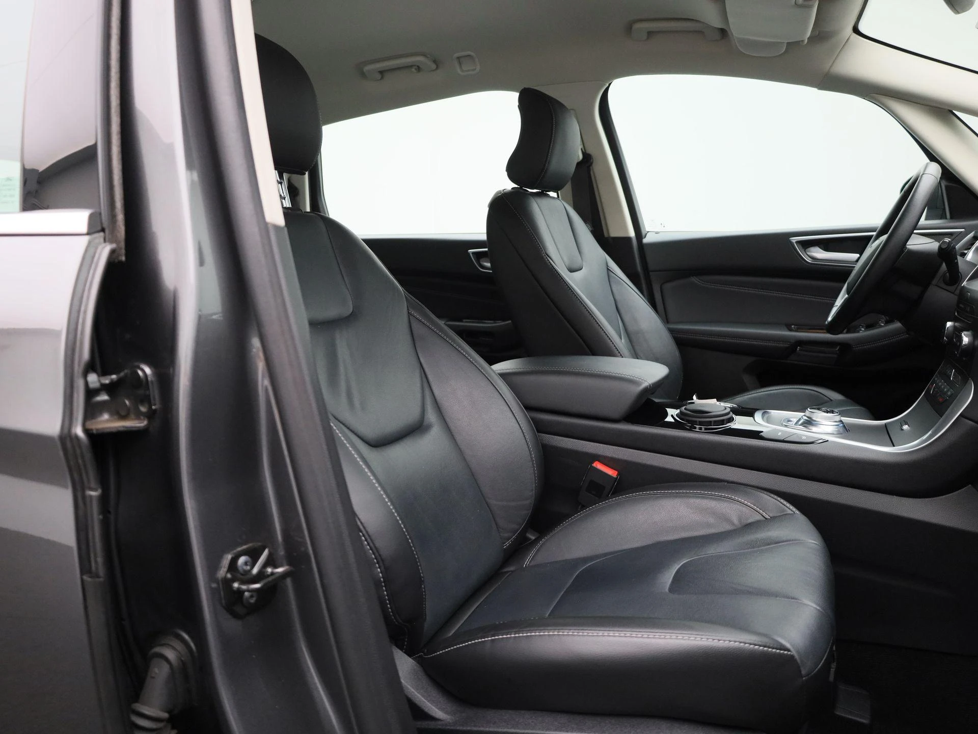 Ford-S-Max-image-33