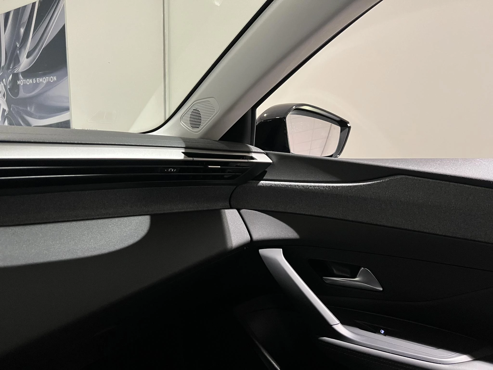 Peugeot-308-image-18