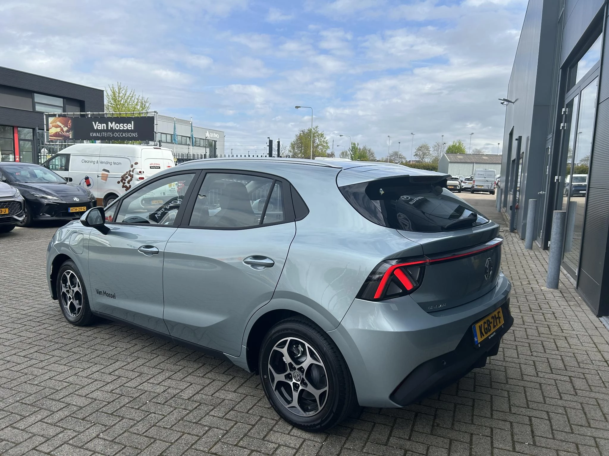 MG-MG4 EV Urban-image-2