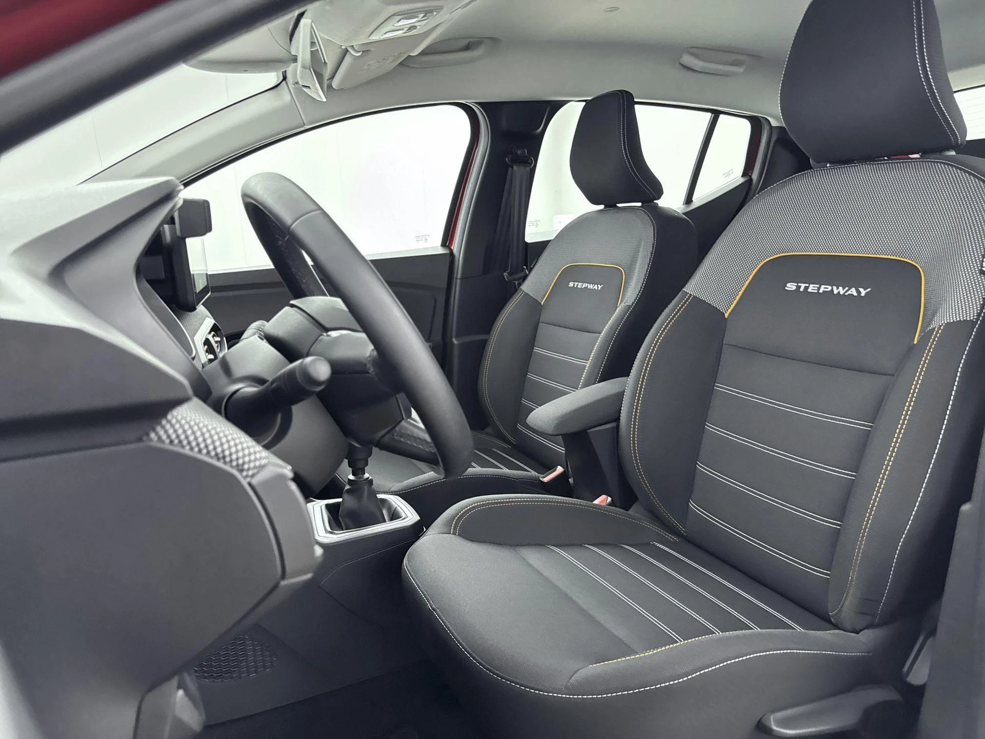 Dacia-Sandero Stepway-image-27