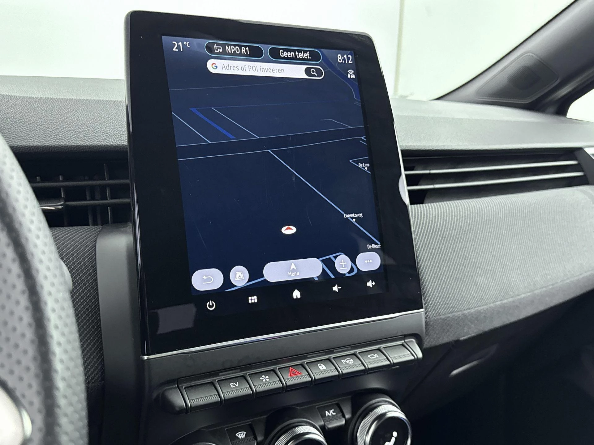 Renault-Clio-image-18