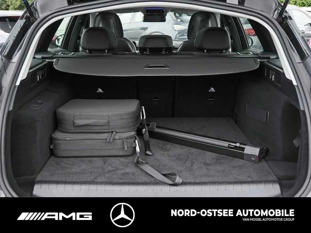 Mercedes-Benz C-Klasse 300 T e AMG KAMERA PANO LED SITZH TOTWINKEL AMG LineW206 C 300 T e AMG KAMERA PANO LED SITZH TOTWINKEL AMG Line