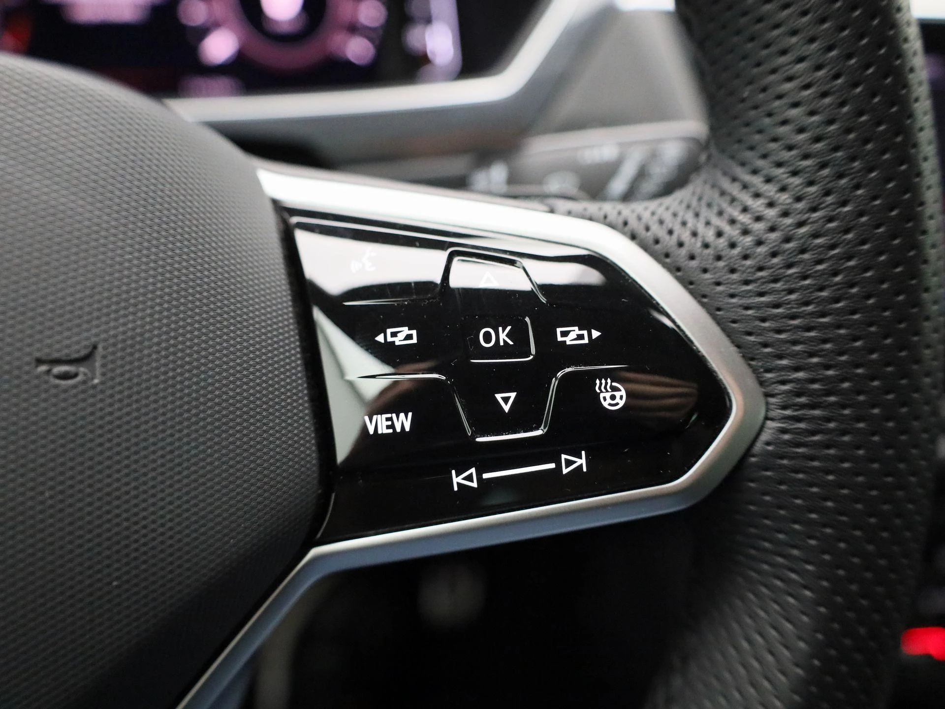 Volkswagen-Tiguan-image-22