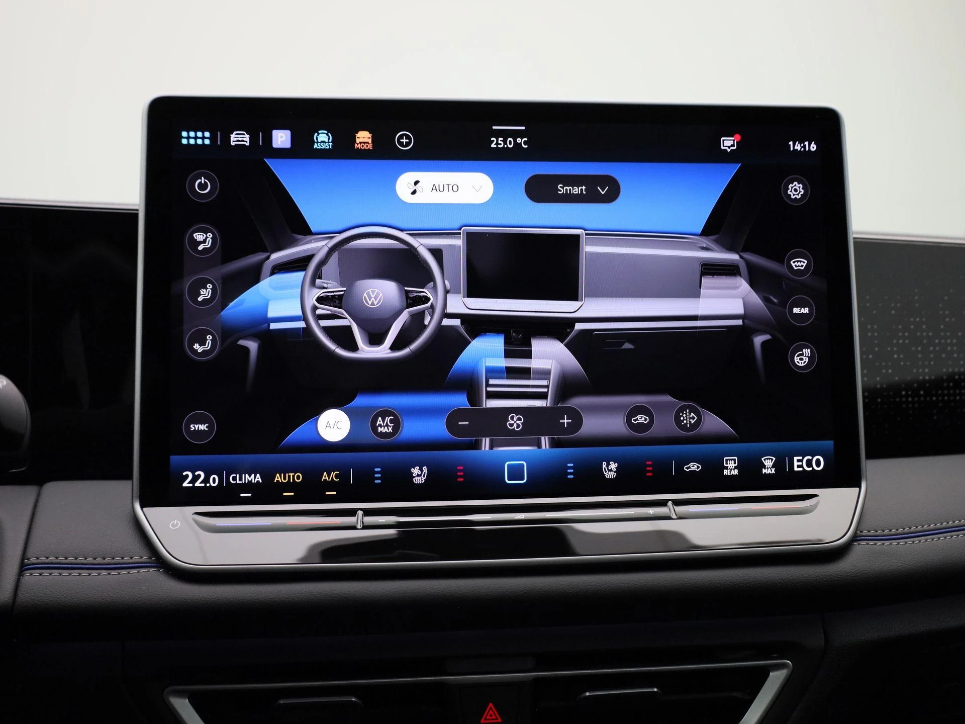 Volkswagen-Tiguan-image-17