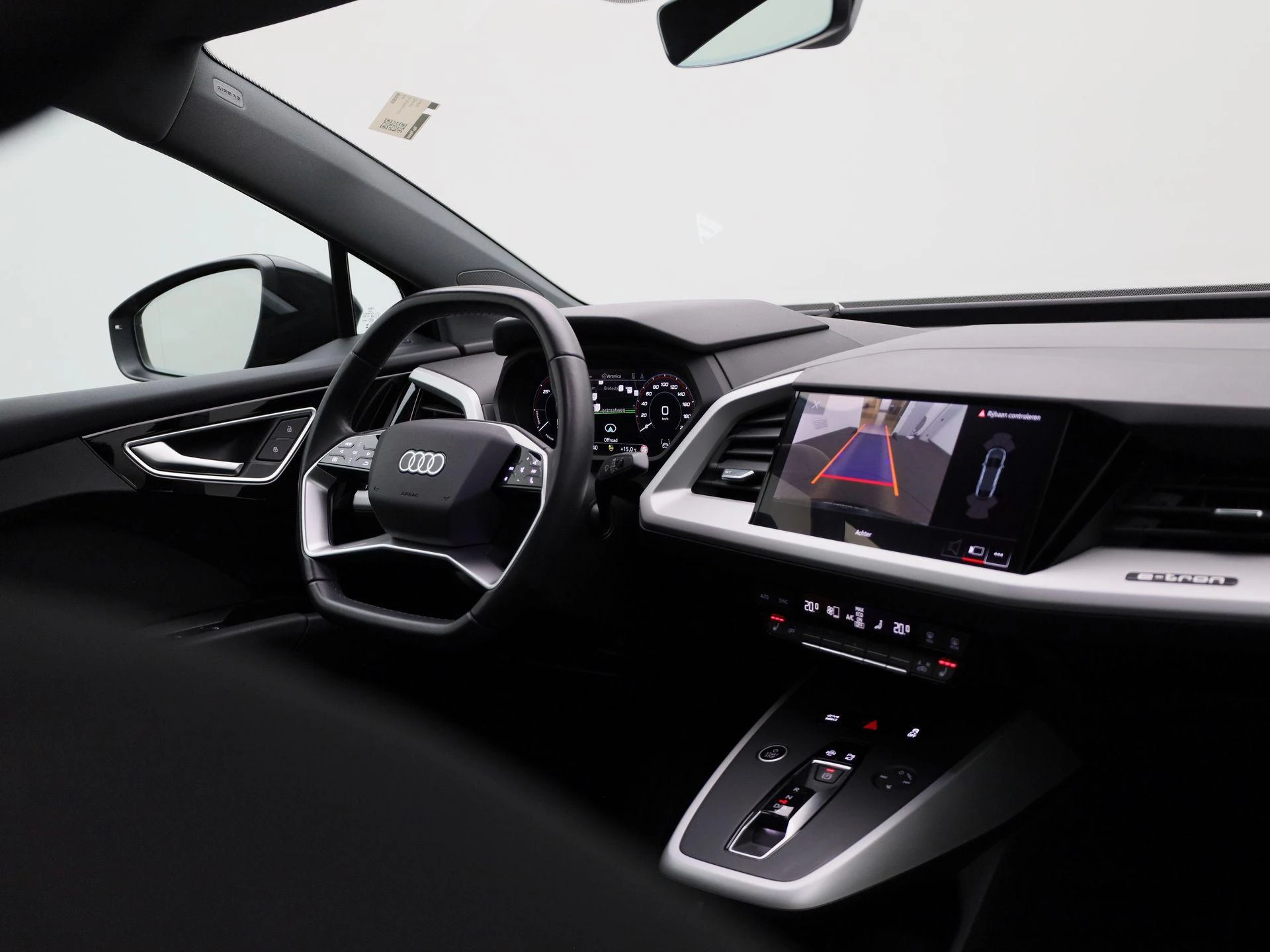 Audi-Q4 Sportback e-tron-image-39