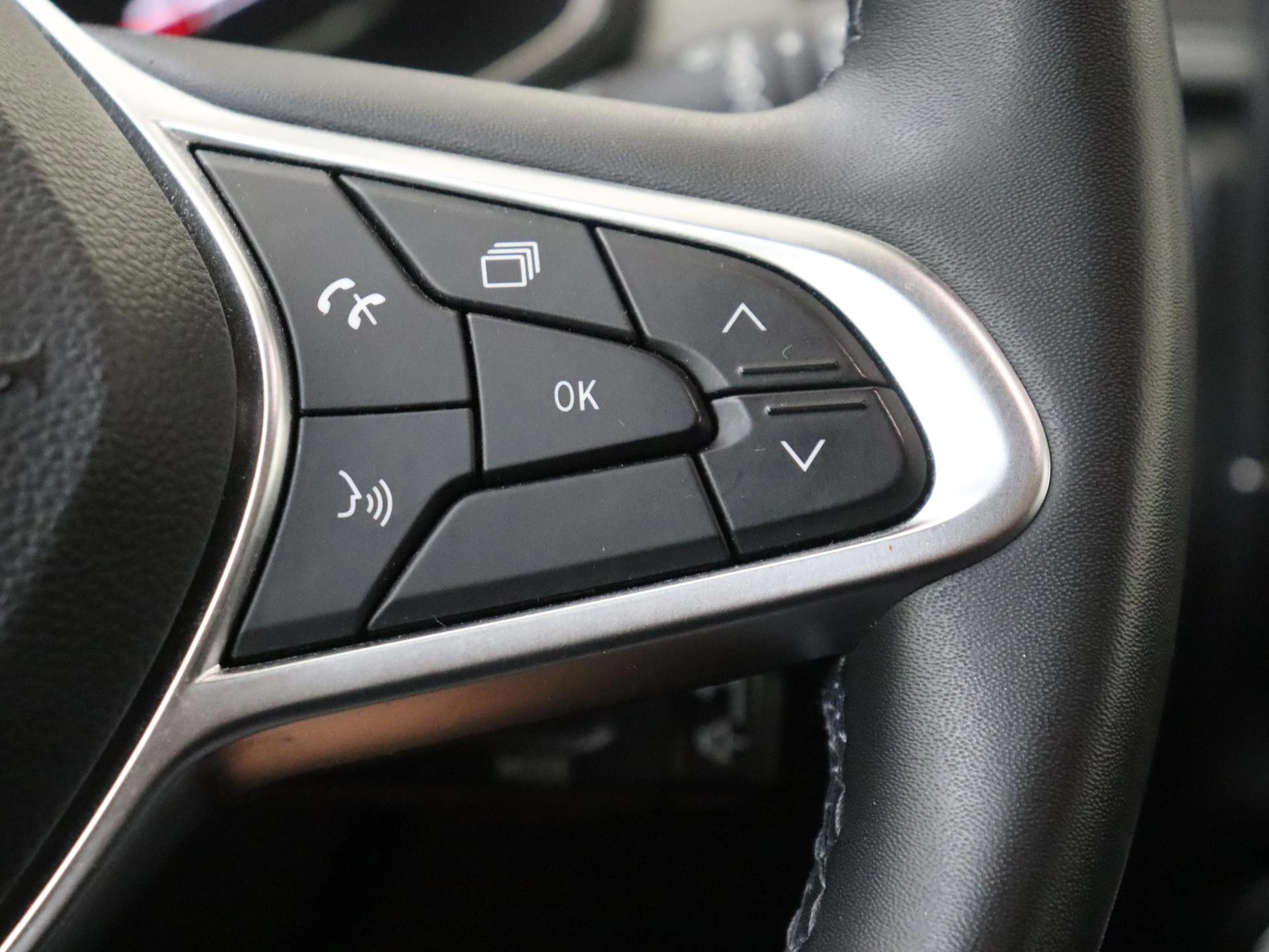 Renault-Captur-image-13