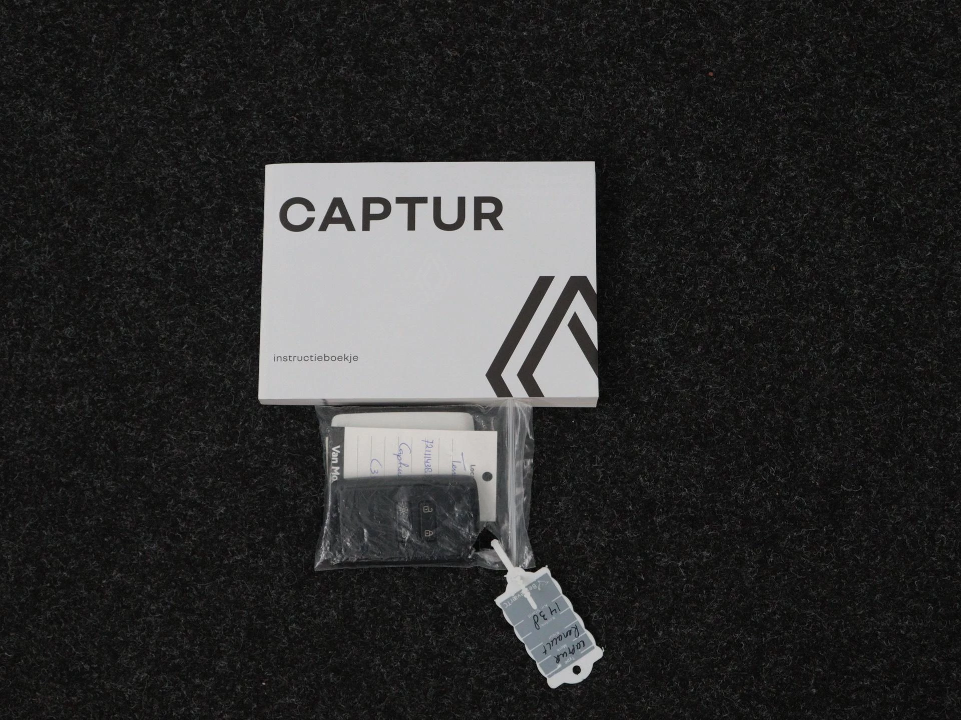 Renault-Captur-image-17