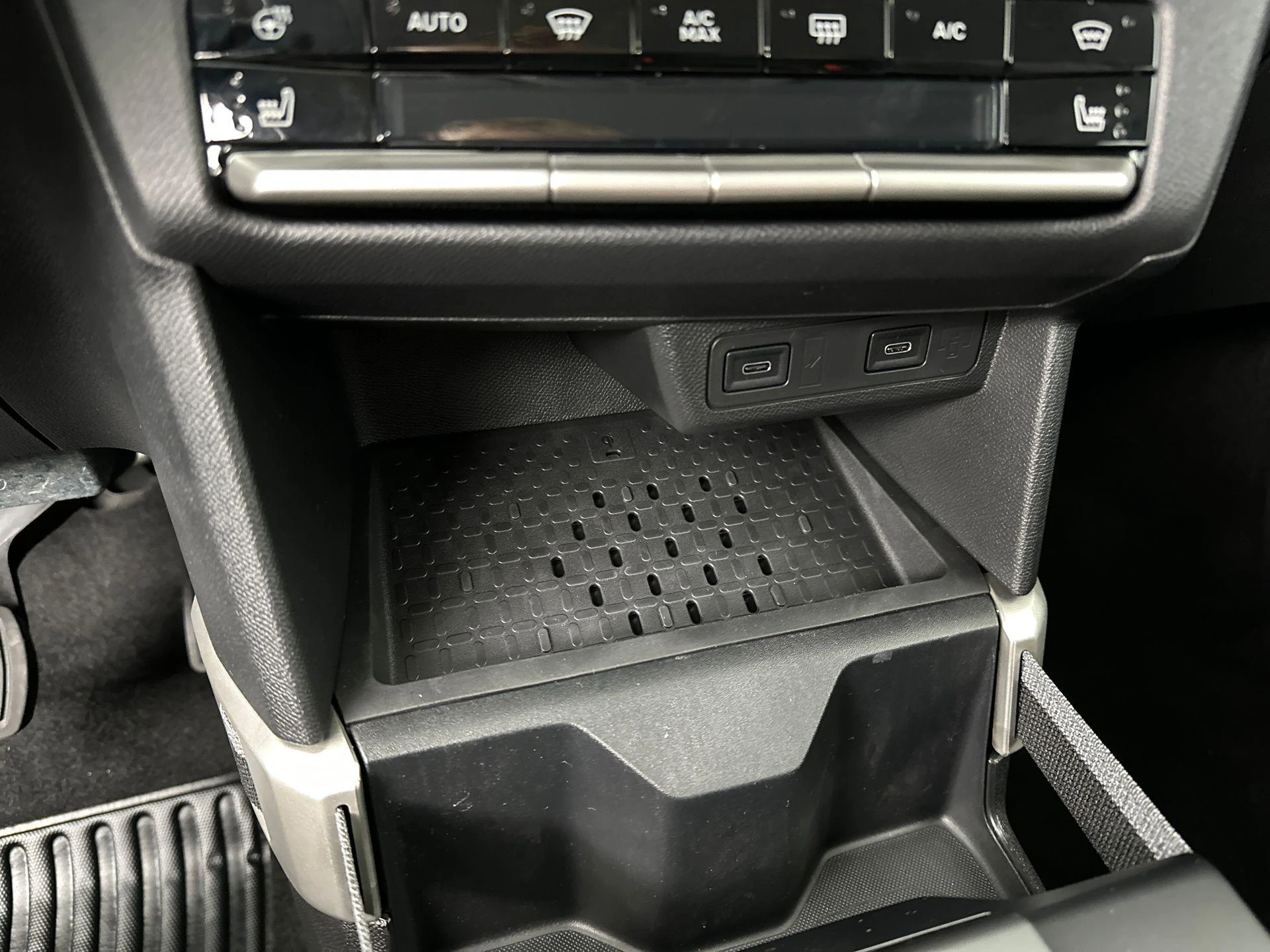Opel-Frontera-image-26