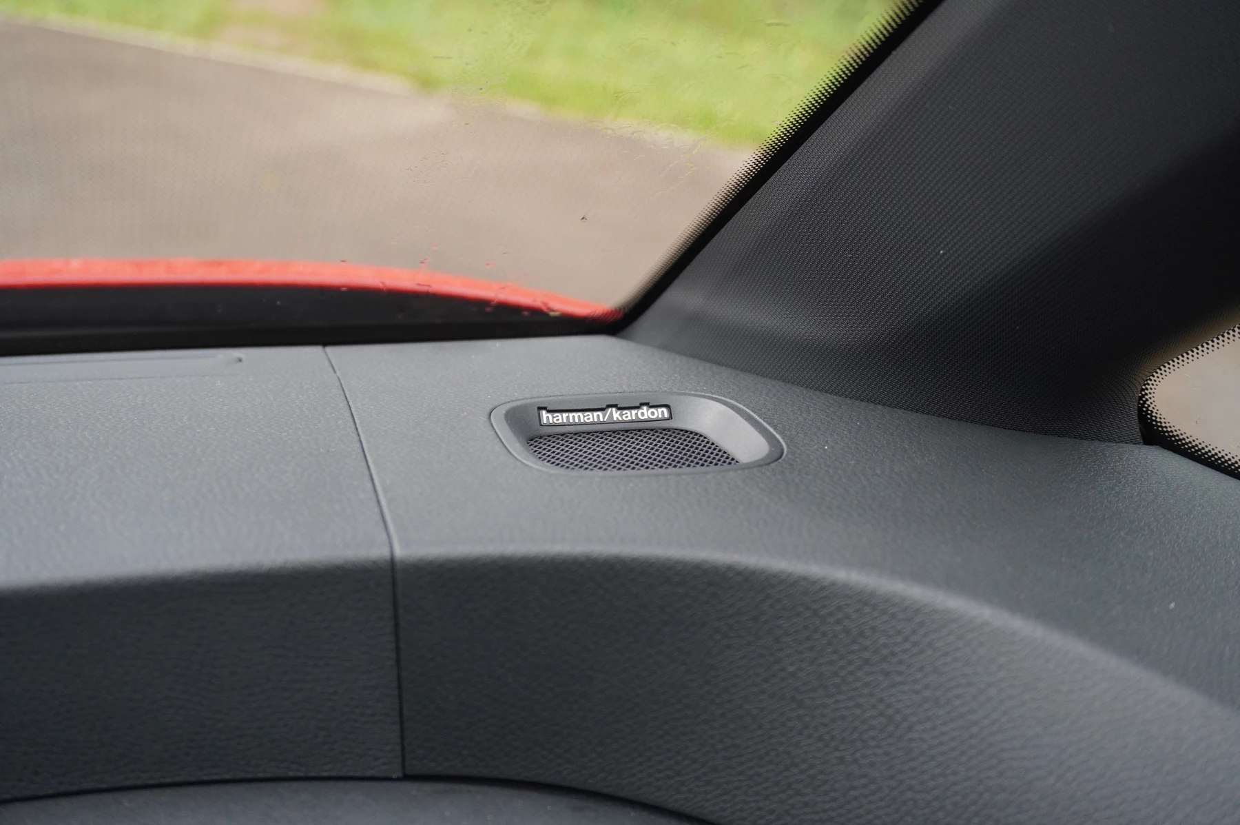 Volkswagen-ID. Buzz-image-40
