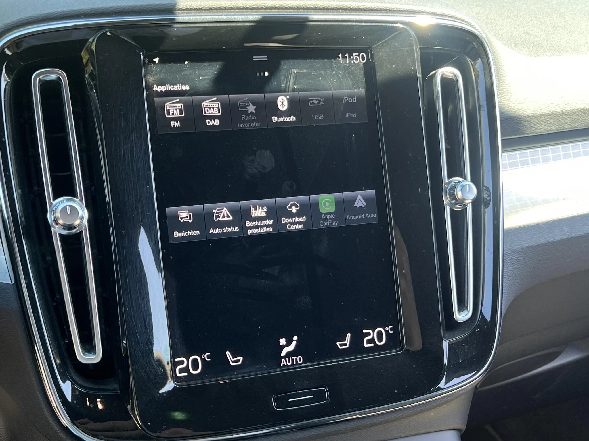 Volvo-XC40-image-26