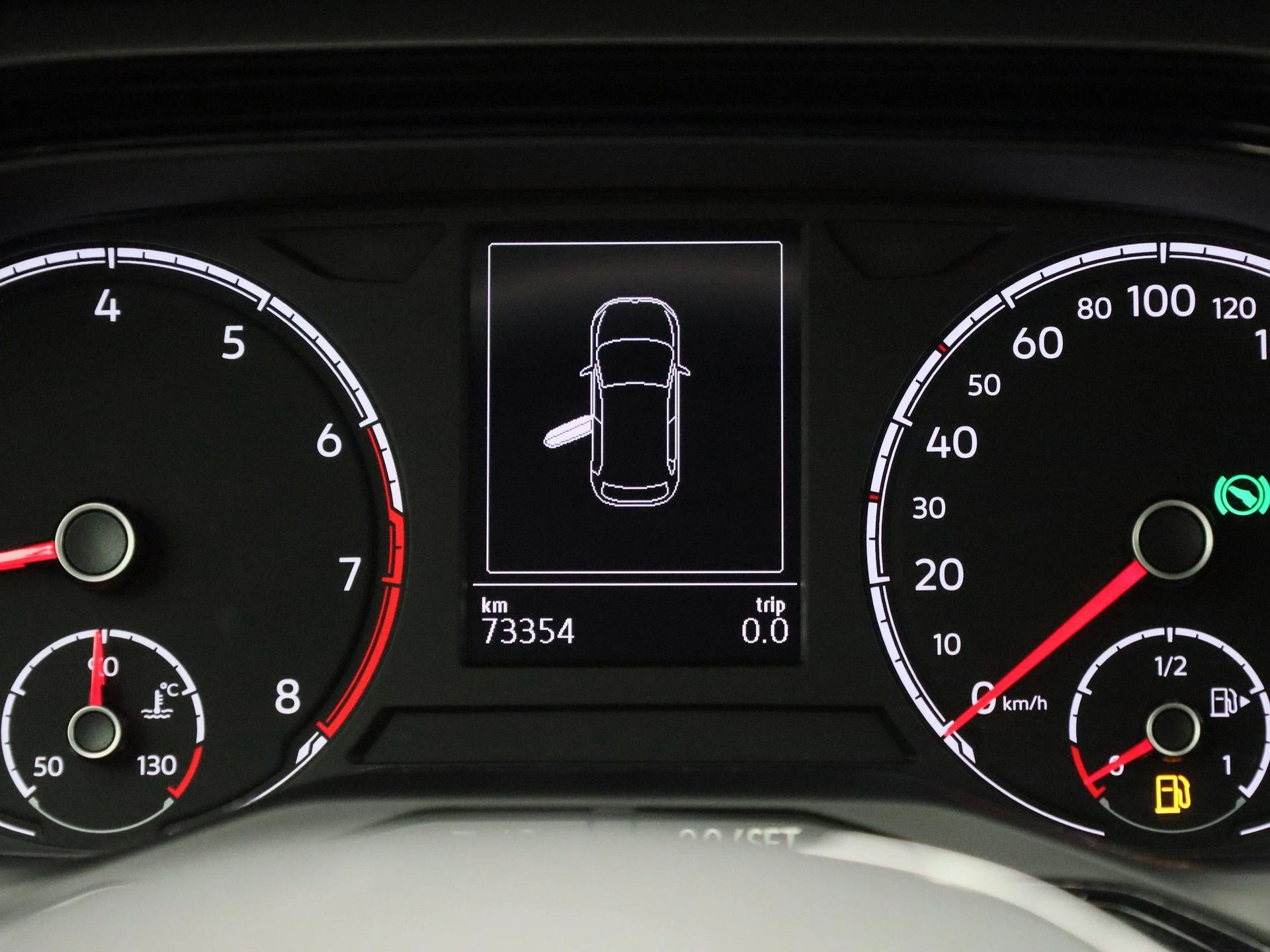 Volkswagen-Polo-image-7