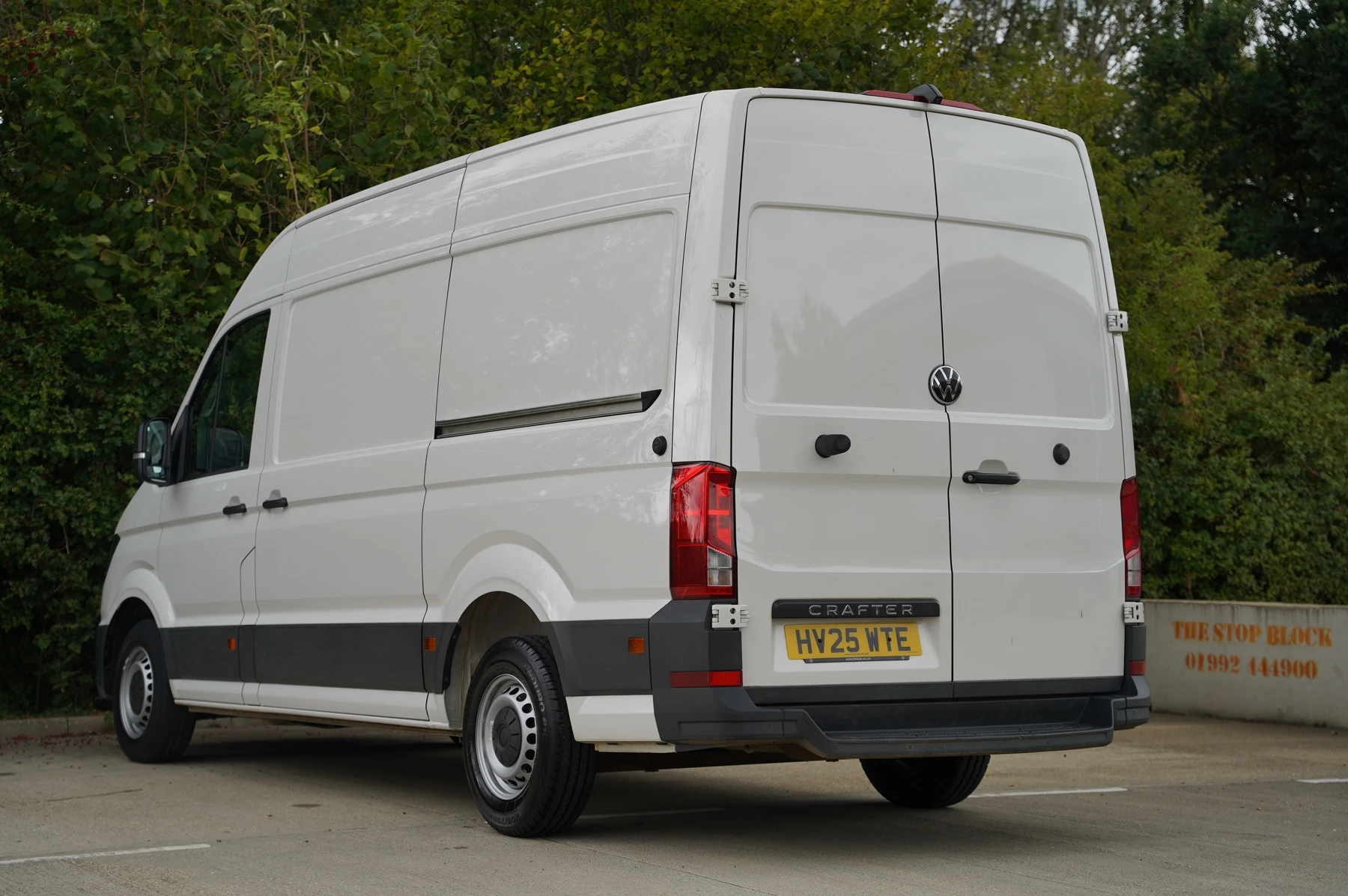 Volkswagen-Crafter-image-2