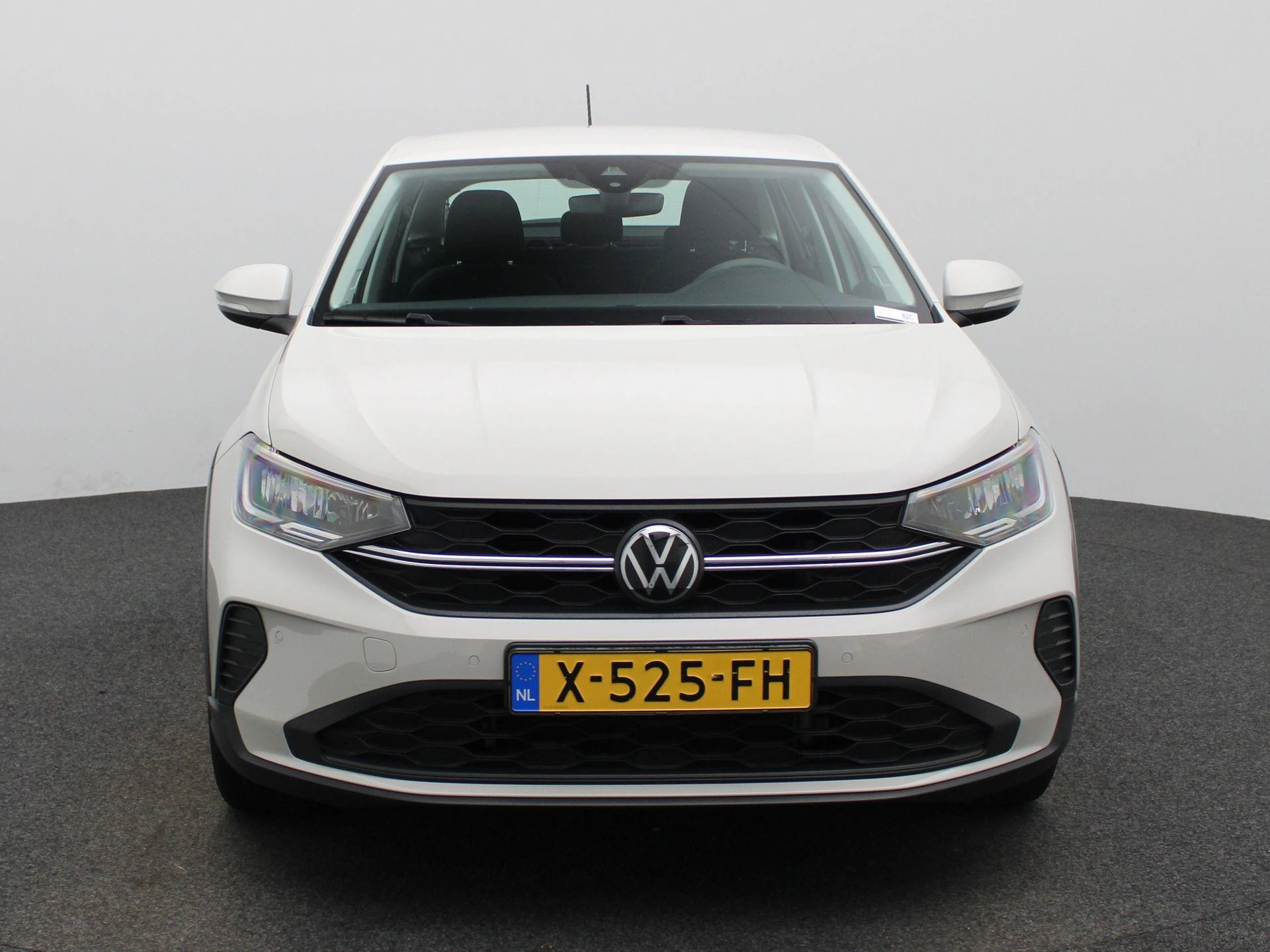 Volkswagen-Taigo-image-2
