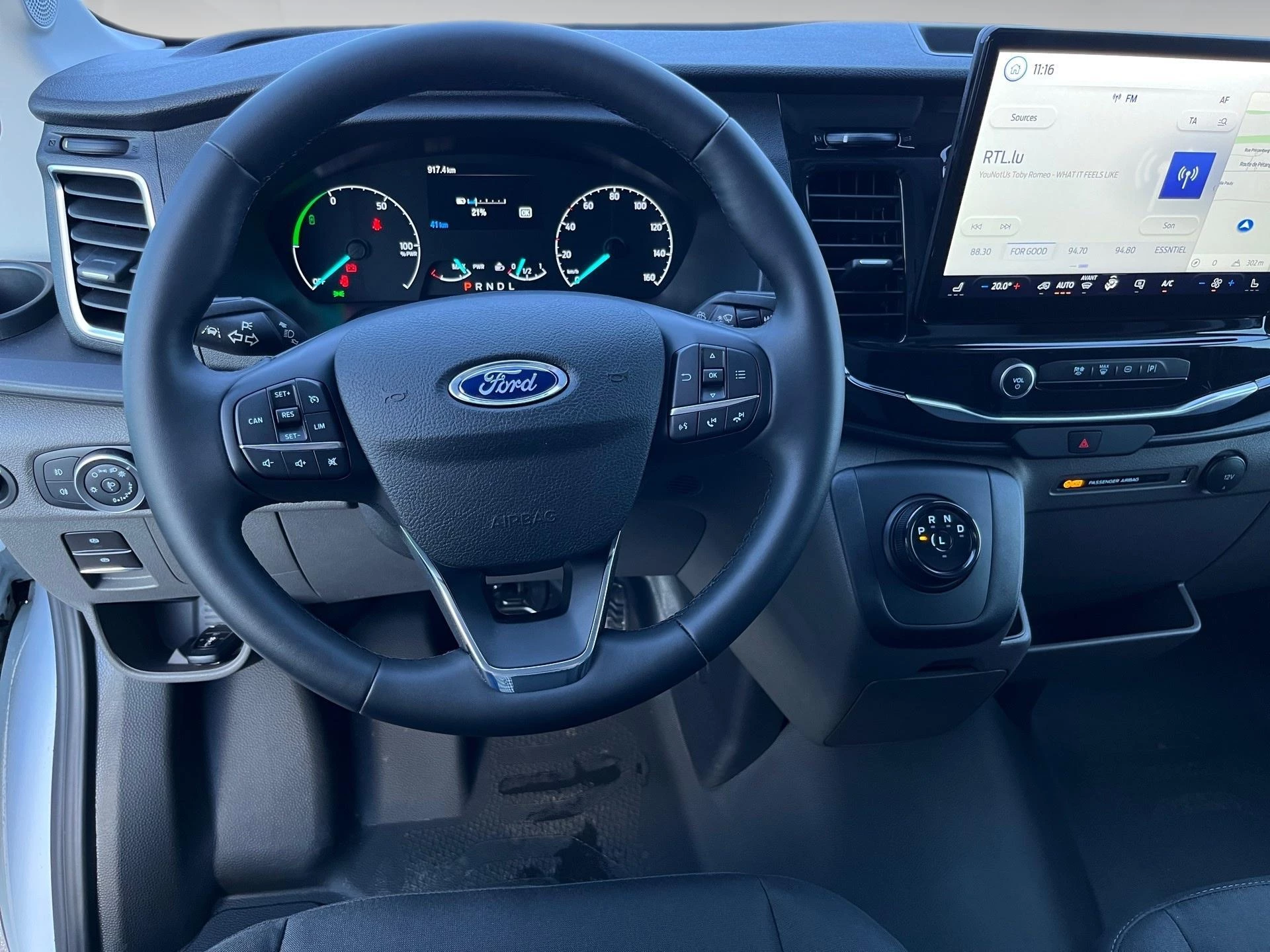 Ford E-Transit Trend