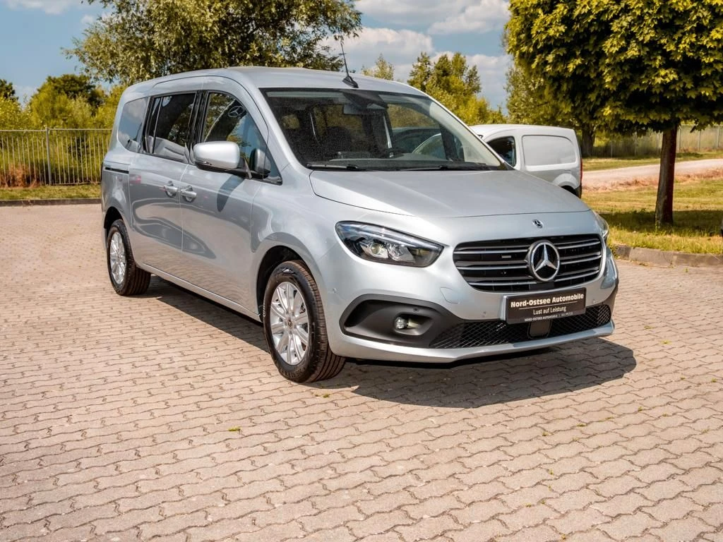 Mercedes-Benz-T-Klasse 180-image-4