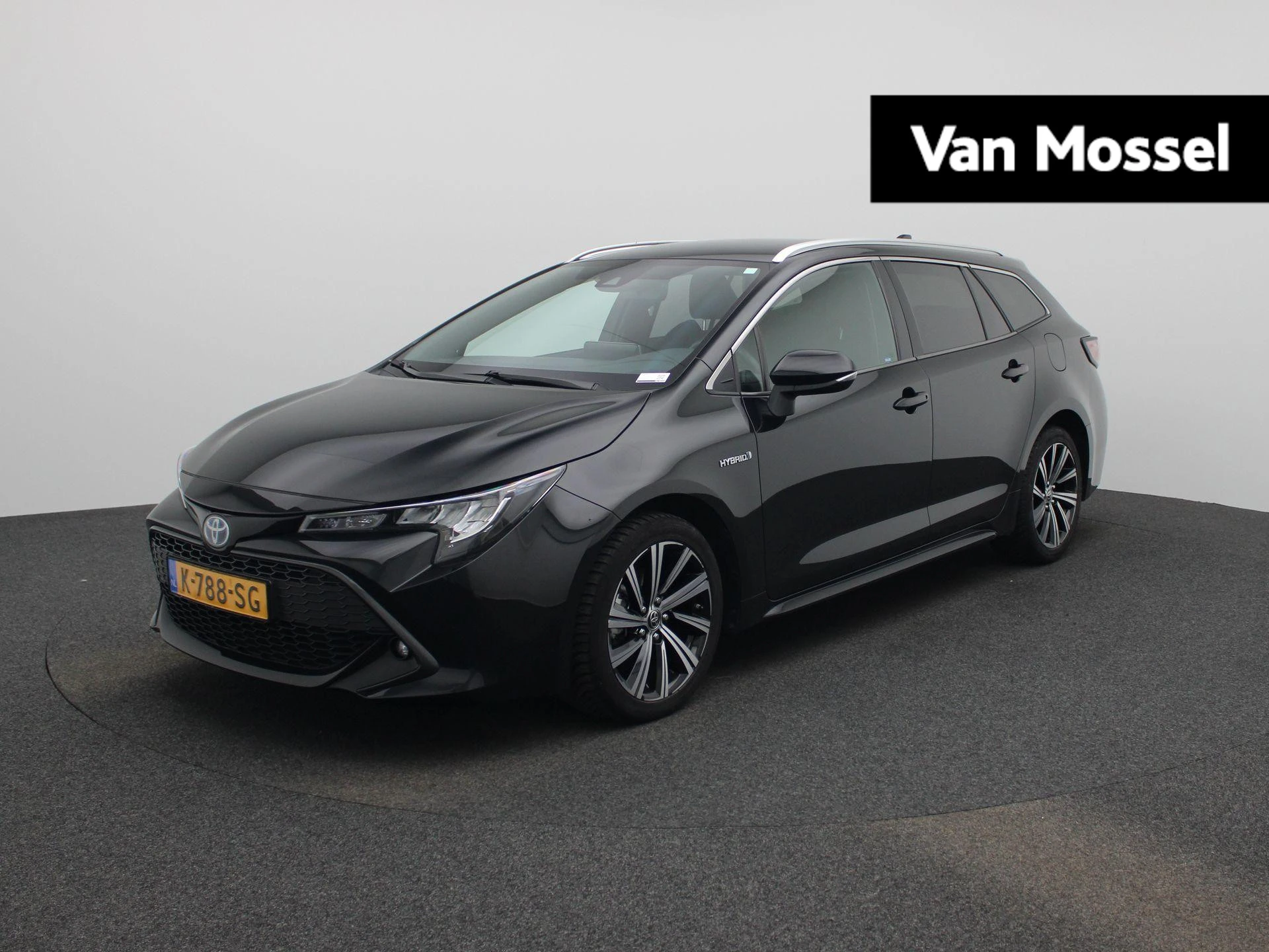 Toyota-Corolla Touring Sports-image-0