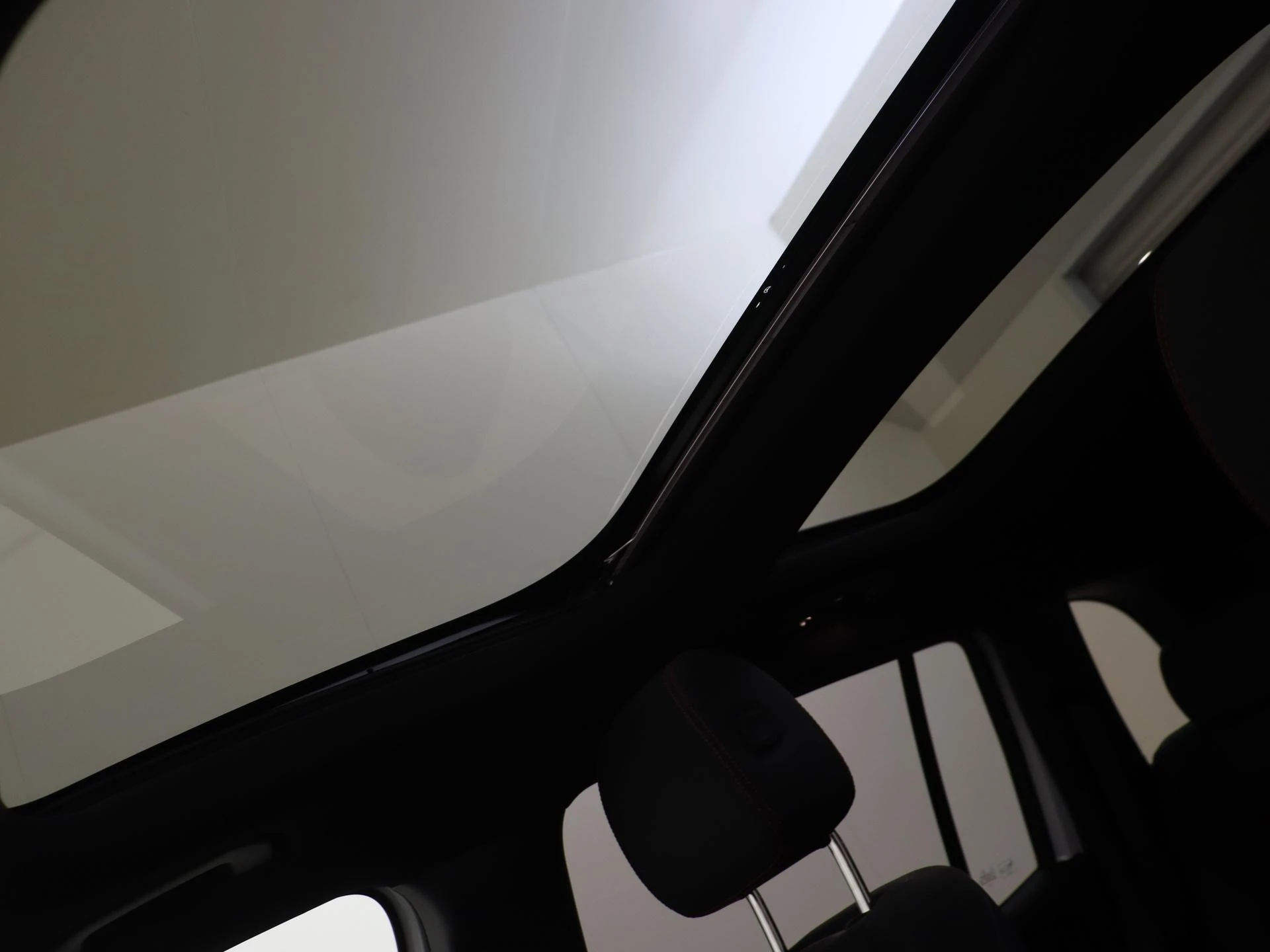Mercedes-Benz GLB 200 Business Solution AMG