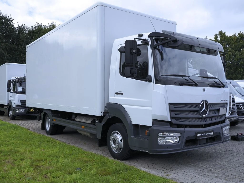 Mercedes-Benz-Atego-image-4
