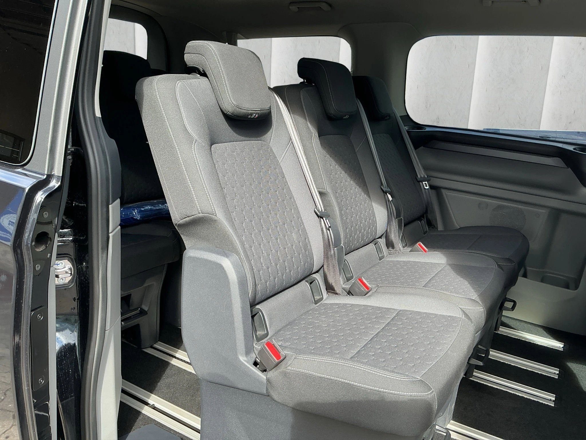 Ford-Tourneo Custom-image-10