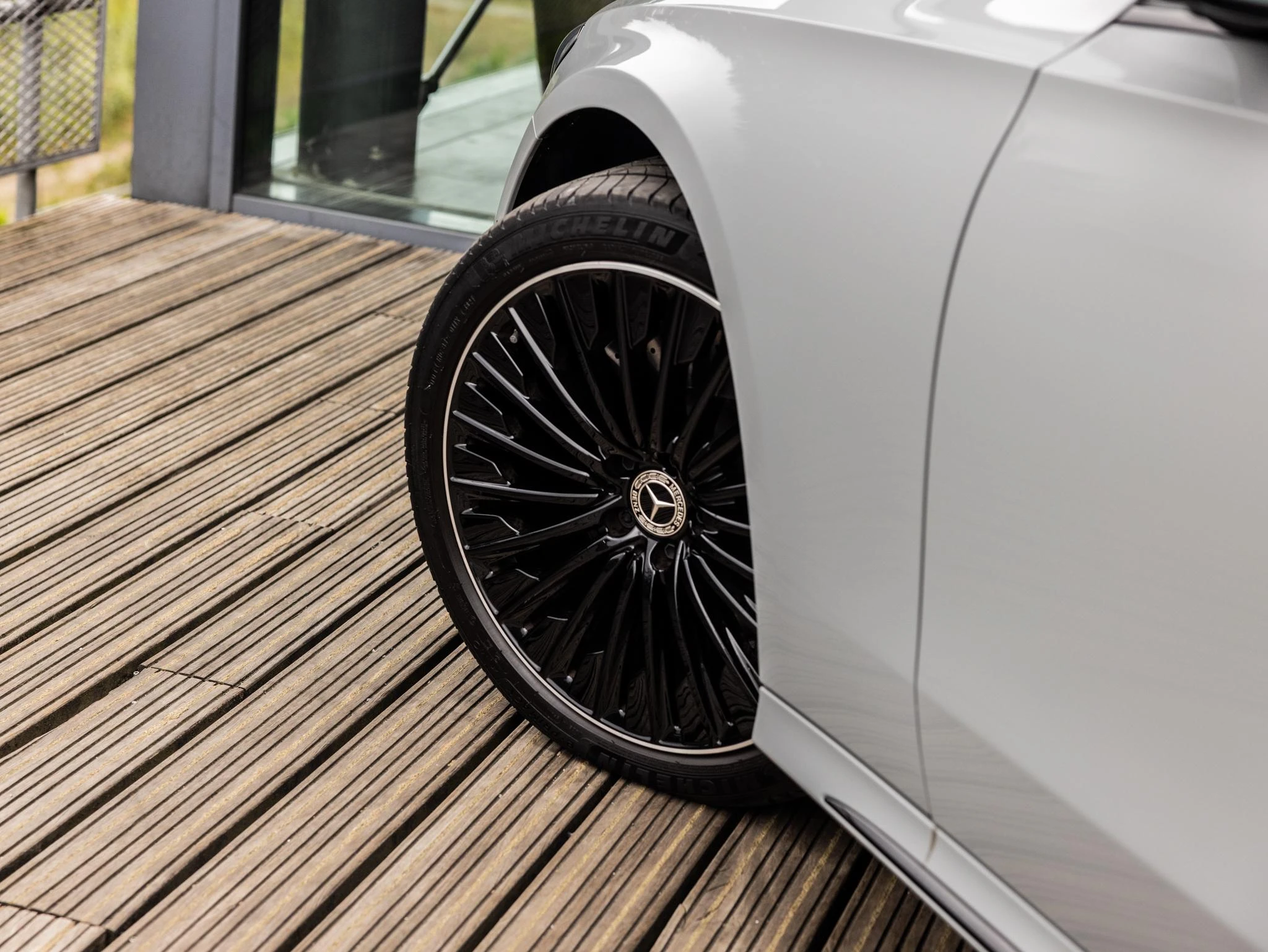 Mercedes-Benz-E-Klasse-image-44