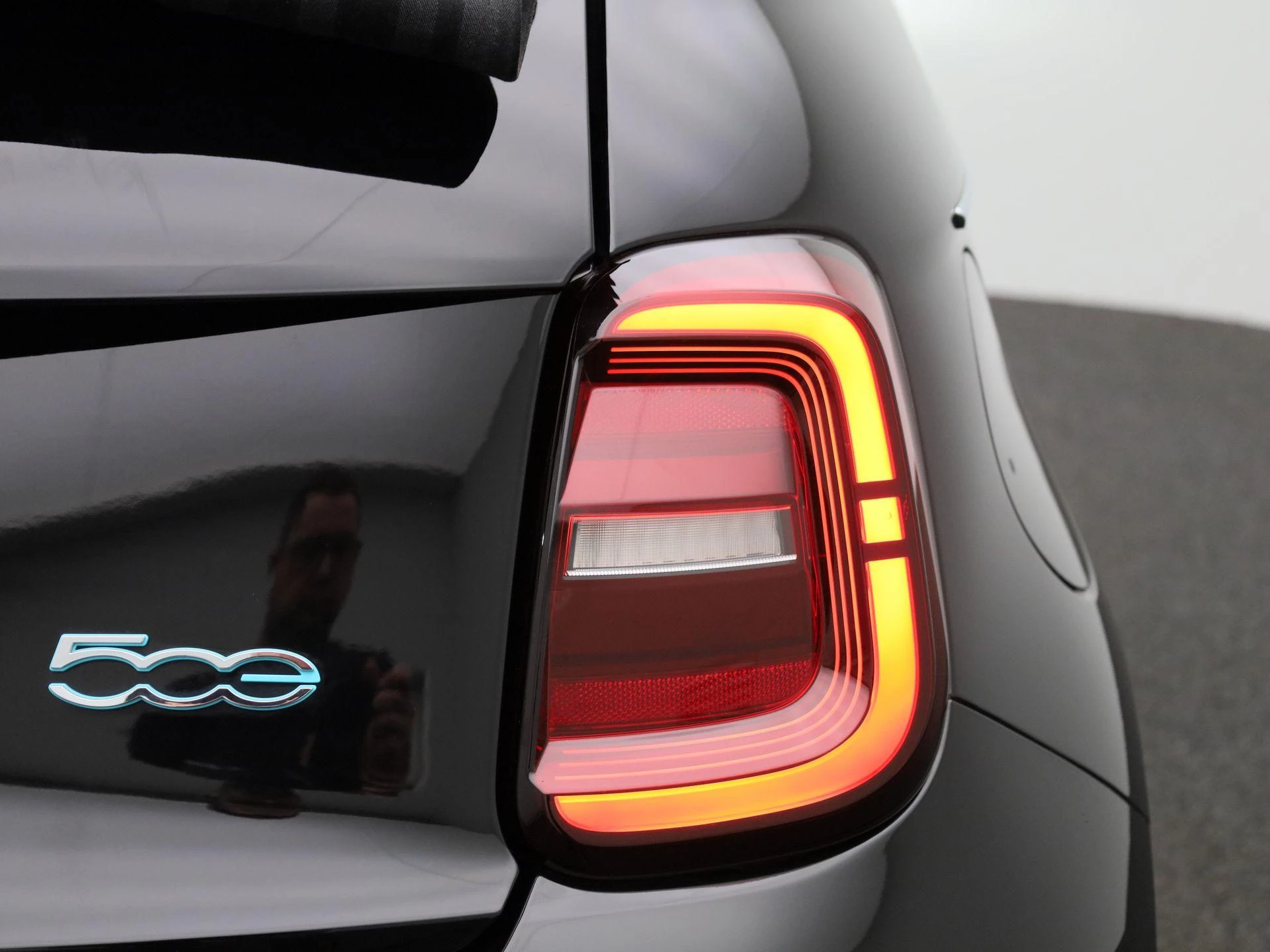 Fiat-500e-image-38