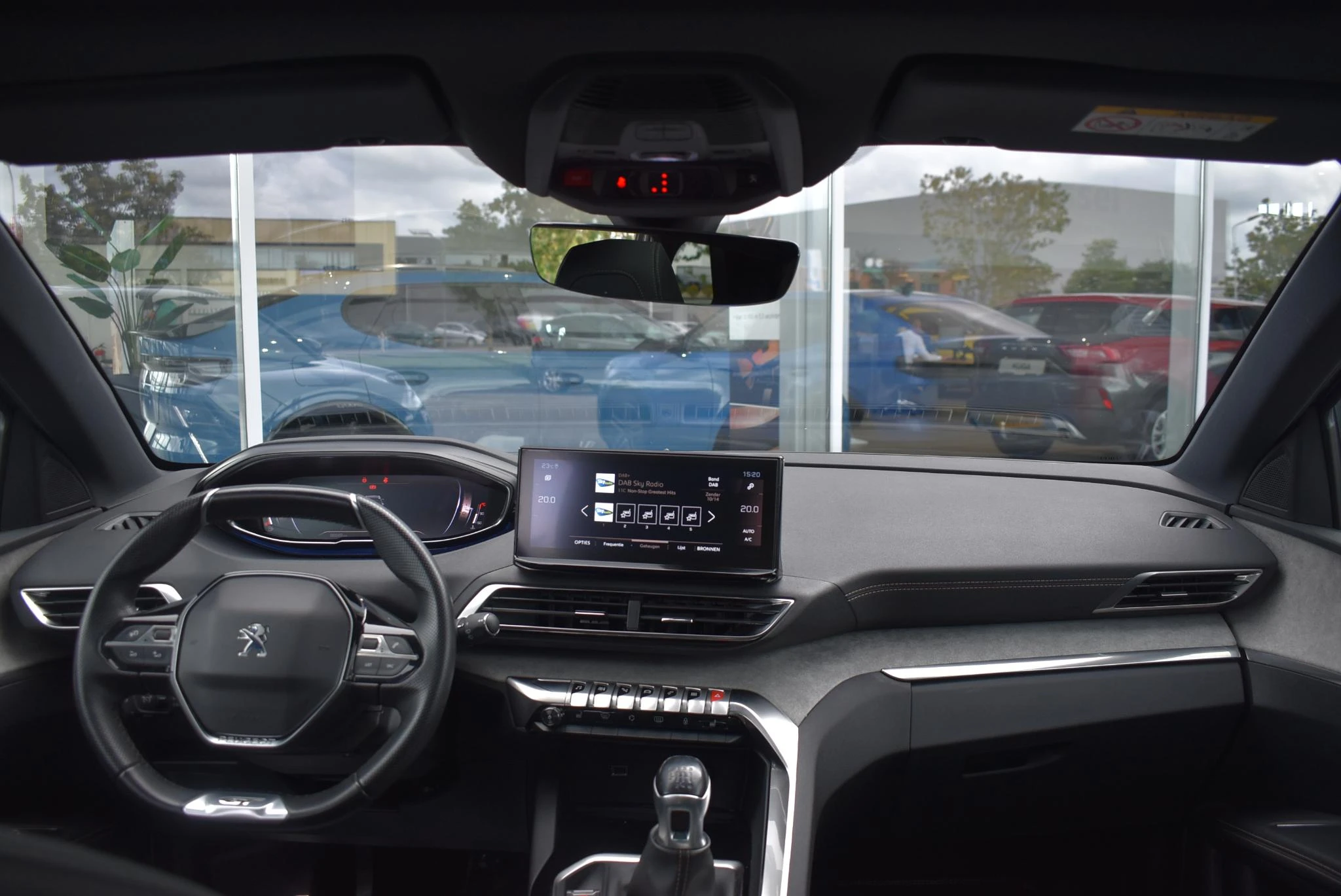 Peugeot-5008-image-54