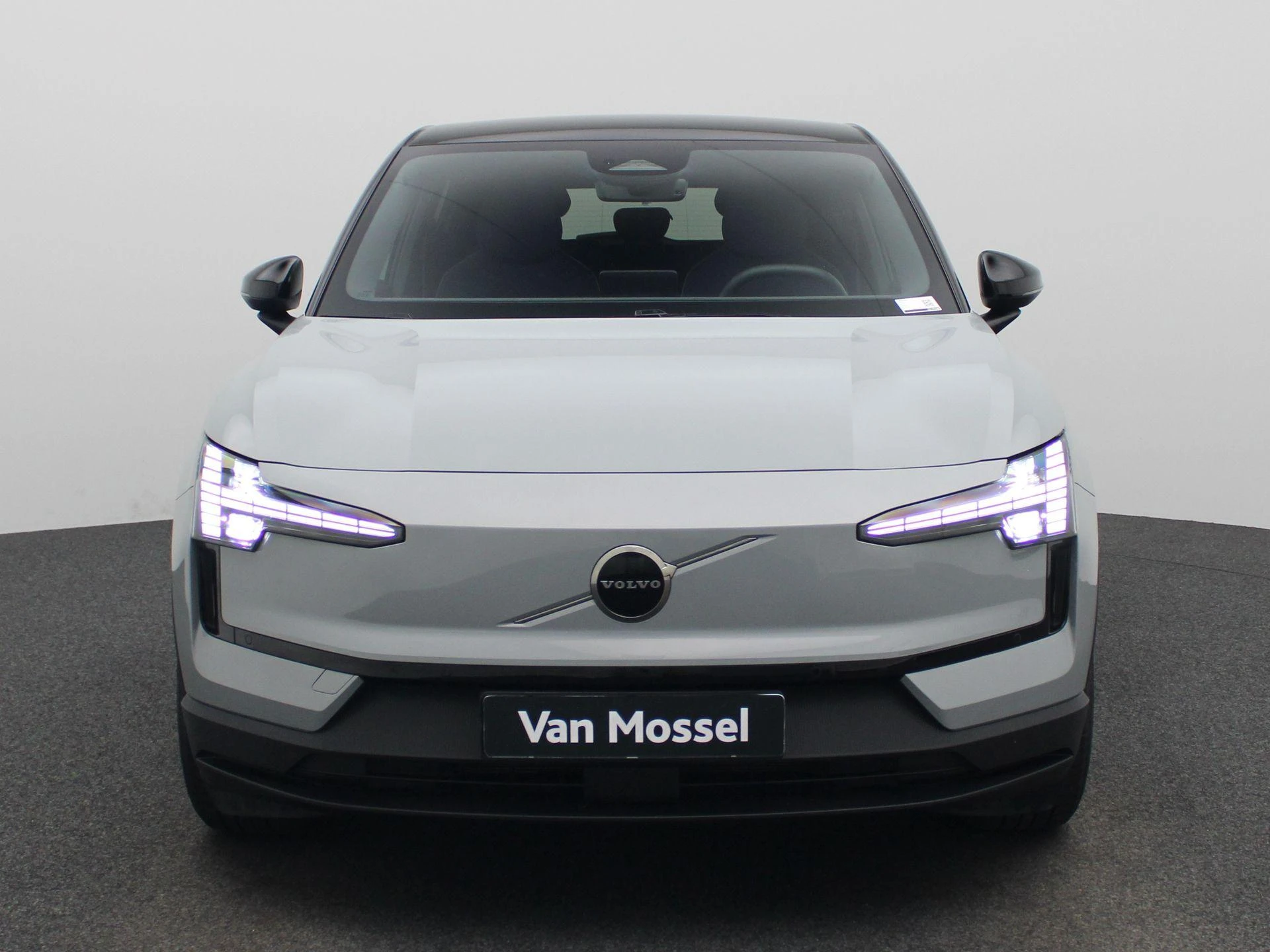Volvo-EX30-image-2