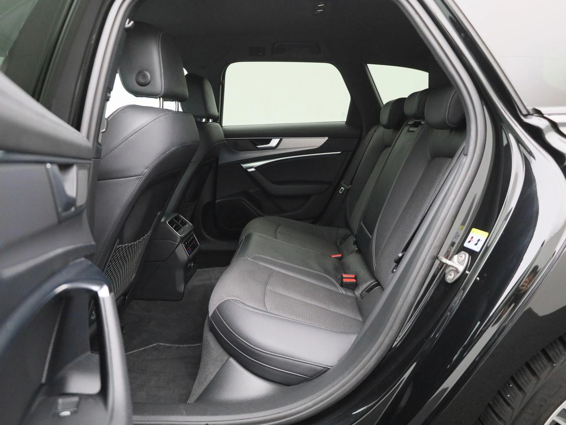 Audi-A6-image-12
