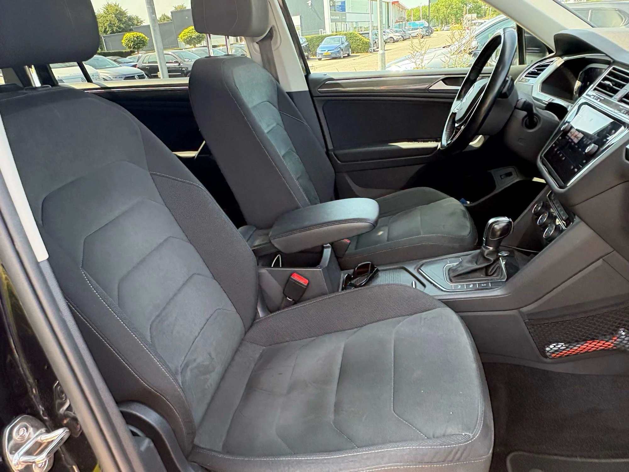 Volkswagen-Tiguan Allspace-image-8
