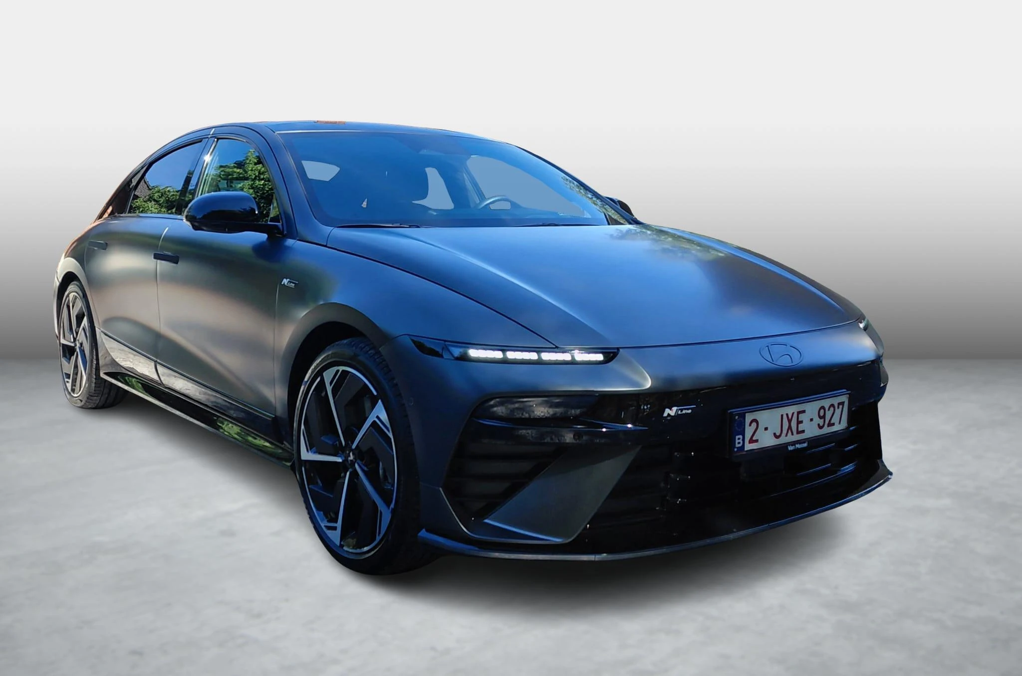 Hyundai-IONIQ 6-image-8