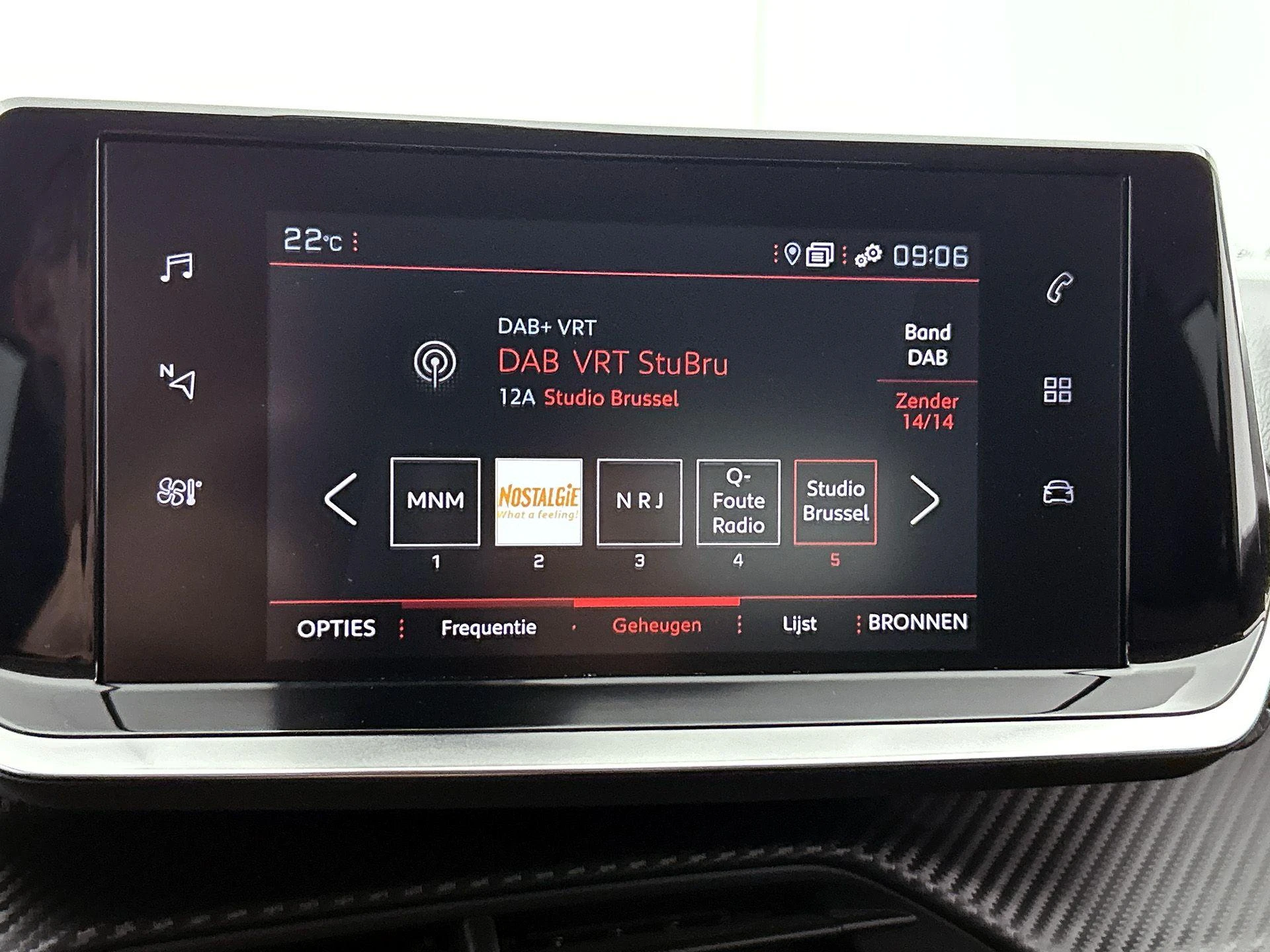 Peugeot-2008-image-30