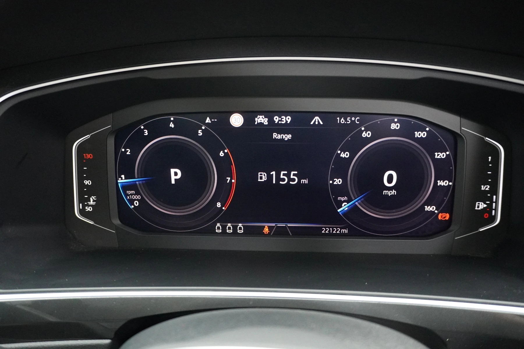 Volkswagen-Tiguan-image-9