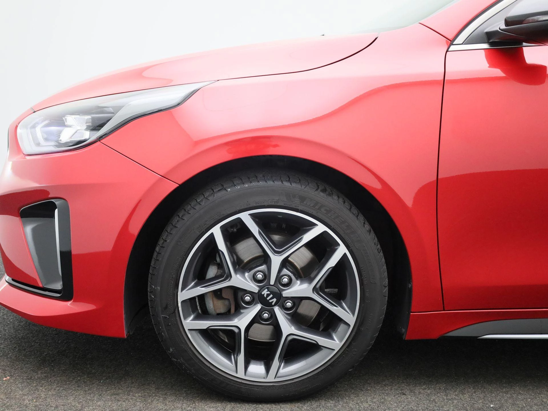 Kia-ProCeed-image-12