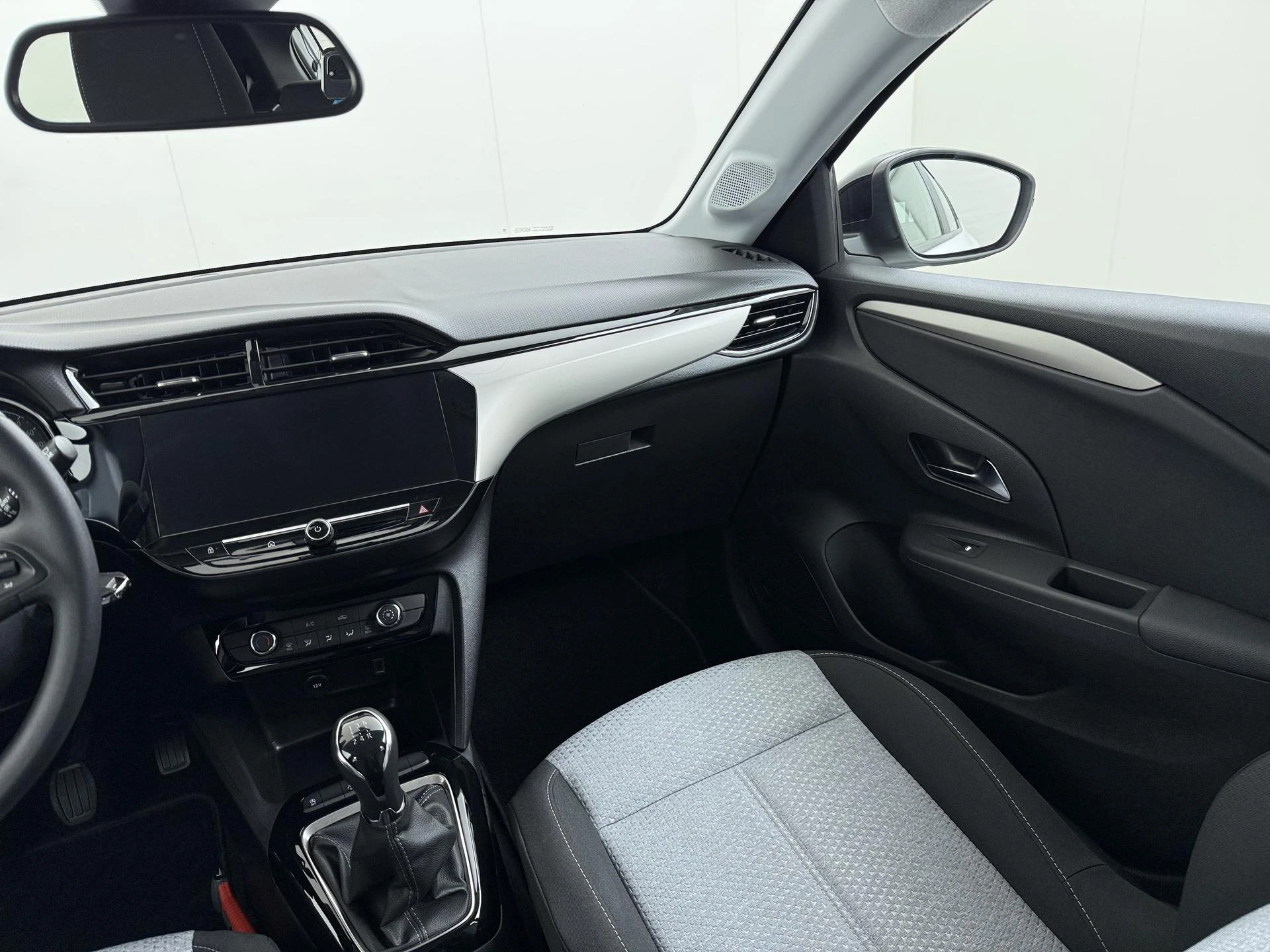 Opel-Corsa-image-15